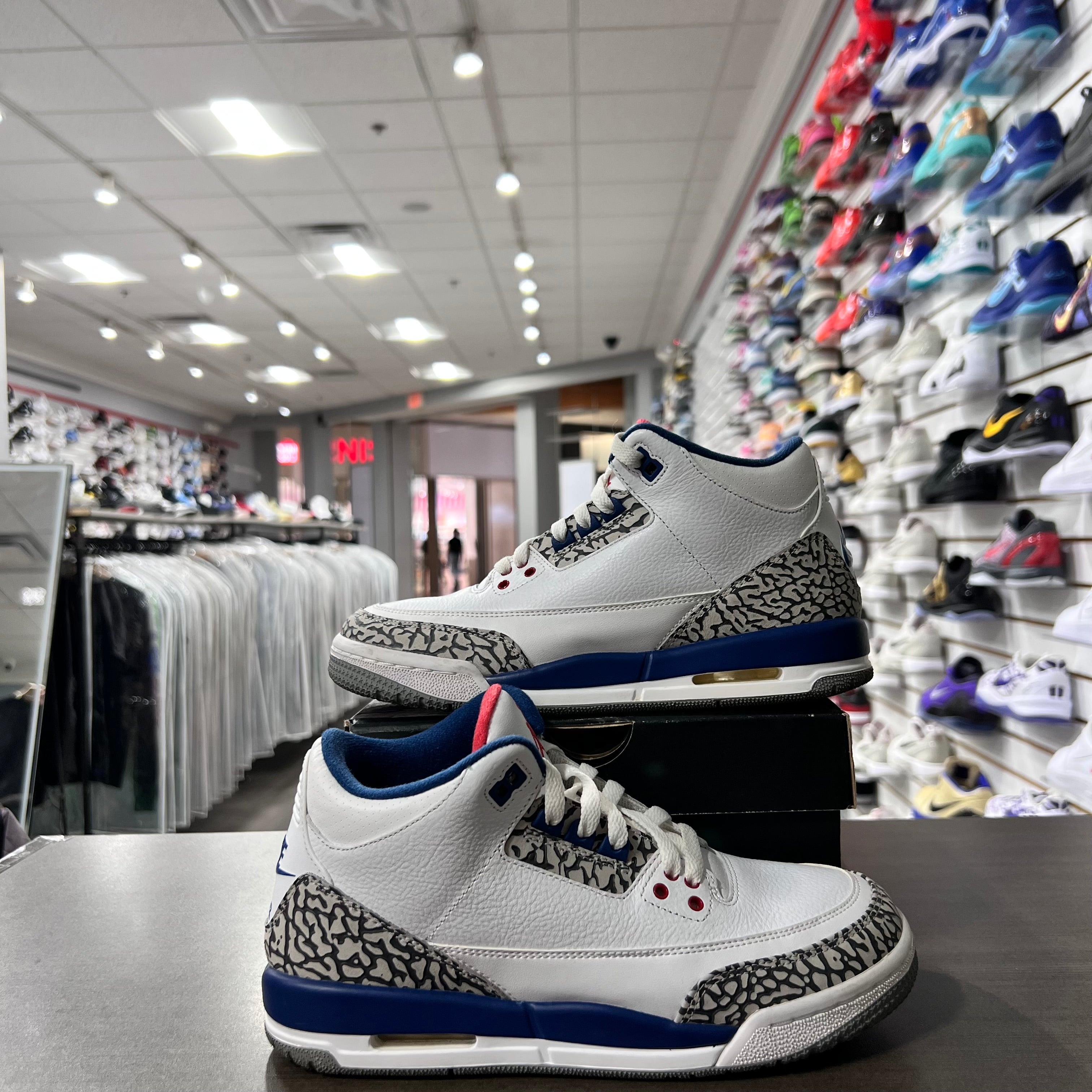 Jordan Retro 3 Gs True Blue (Lightly Worn)