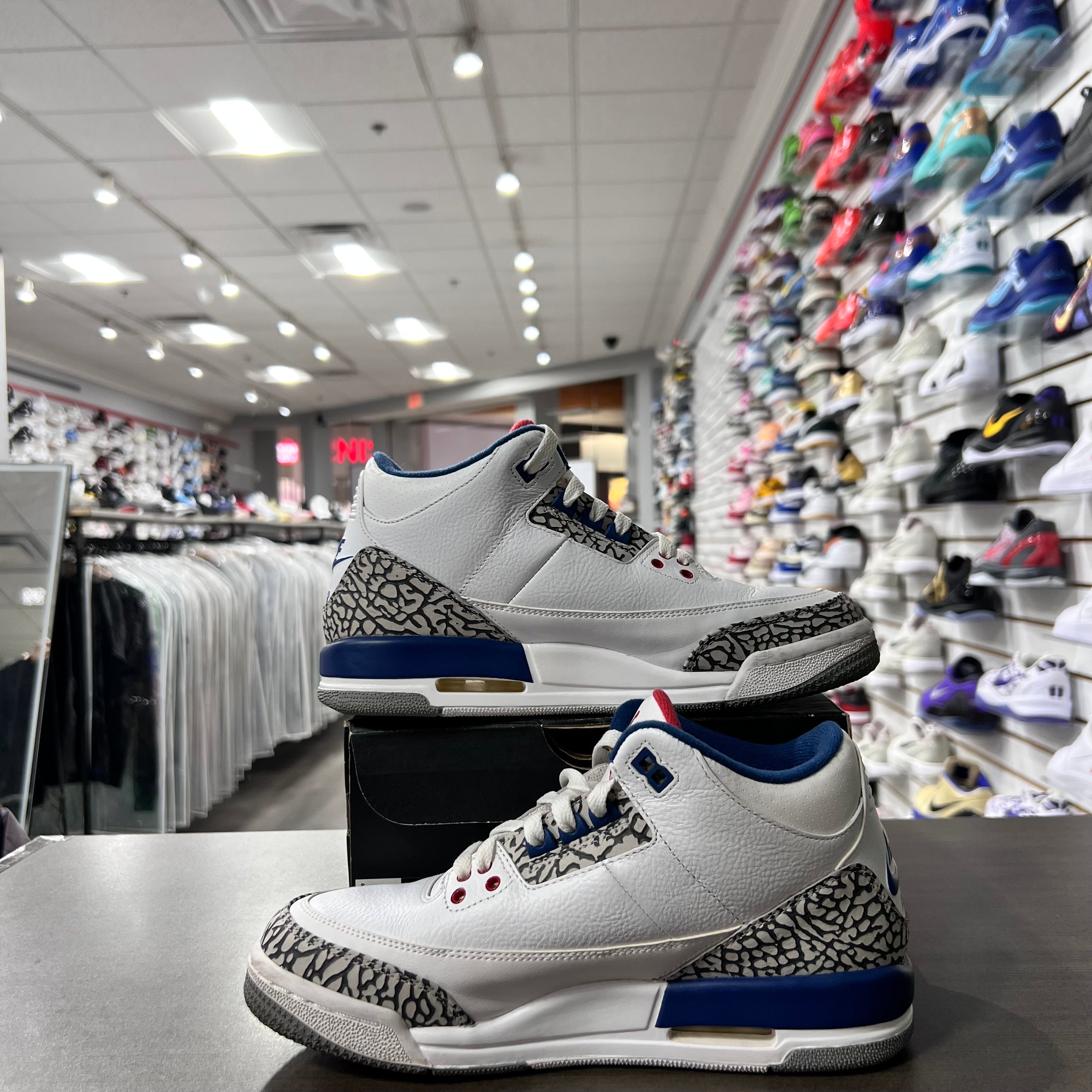 Jordan Retro 3 Gs True Blue (Lightly Worn)
