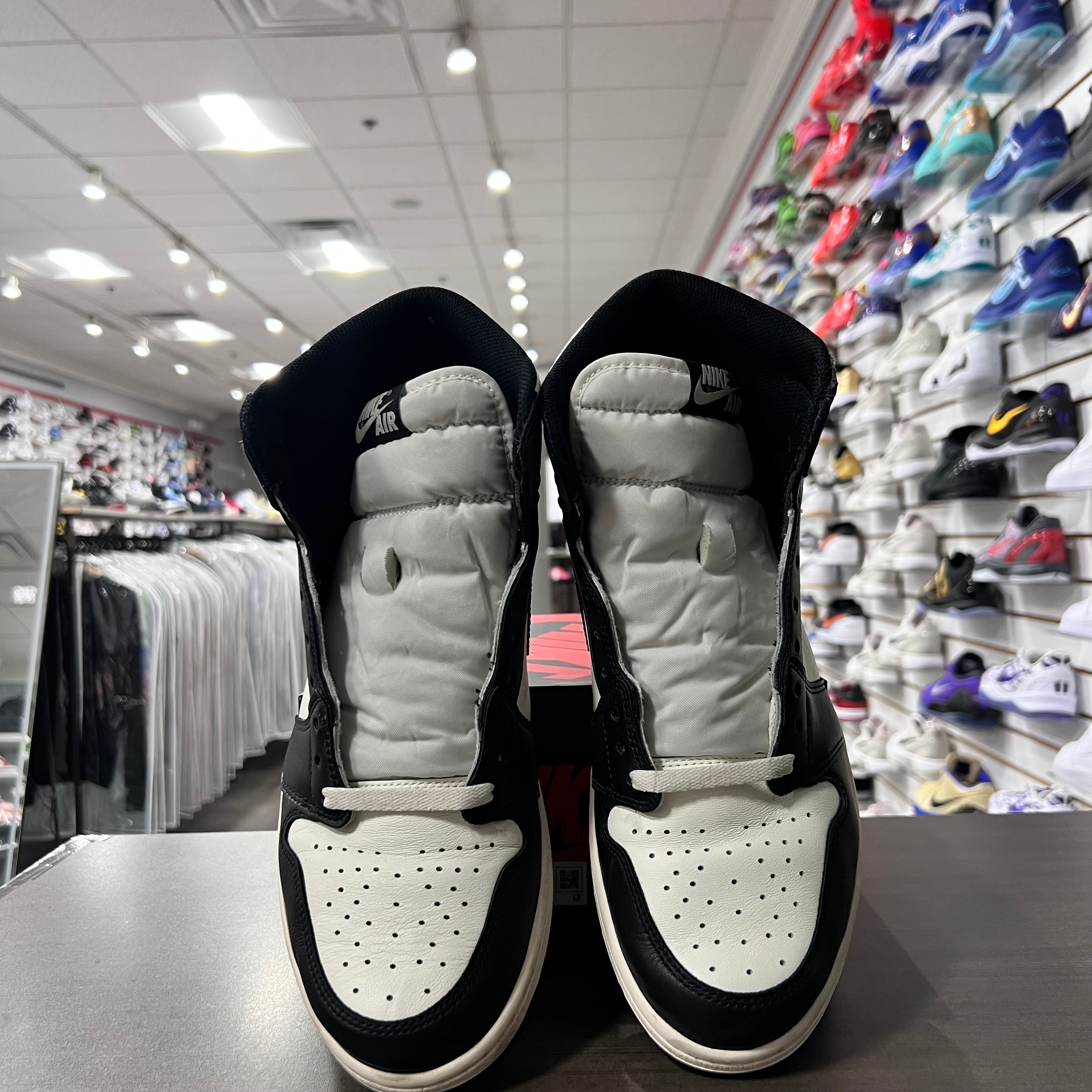 Jordan Retro 1 High Og Mens Mocha (Lightly Worn)
