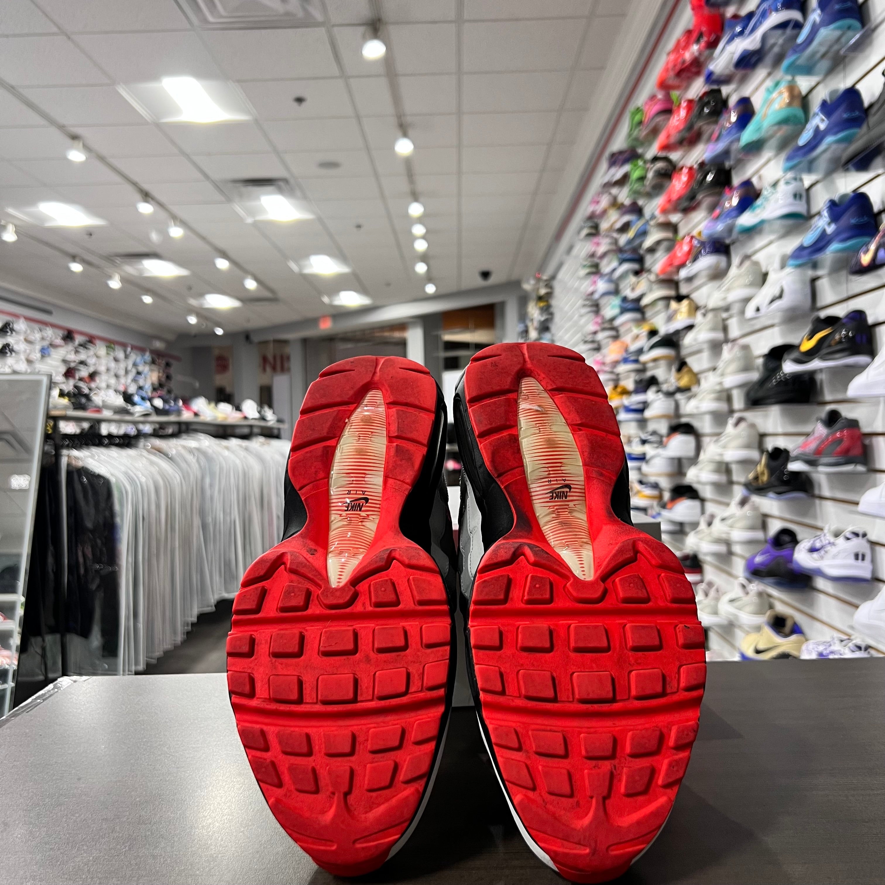 Nike Air Max 95 Mens Crimson Comet (Lightly Worn+Replacement Box)