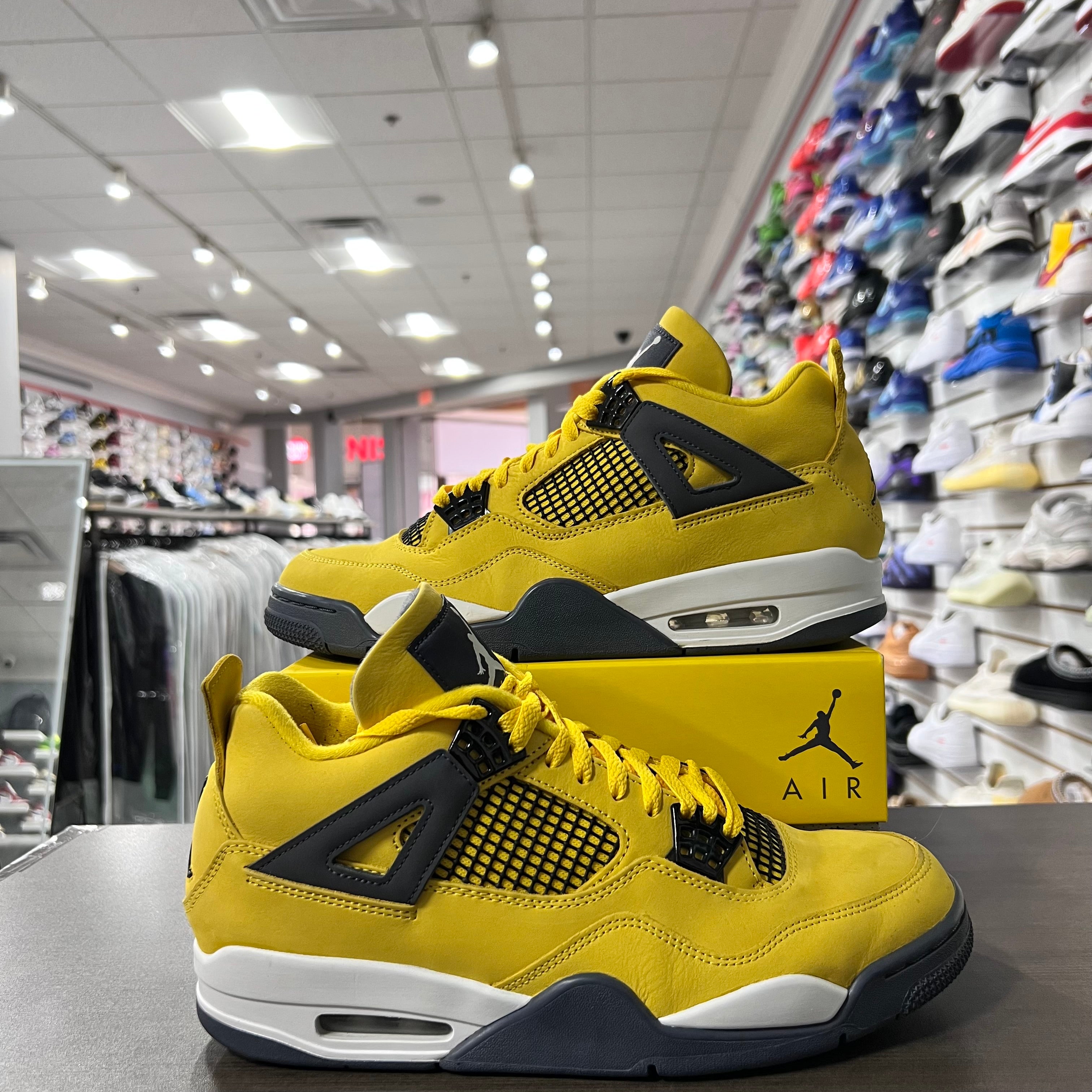 Jordan Retro 4 Mens Lightning (Lightly Worn)