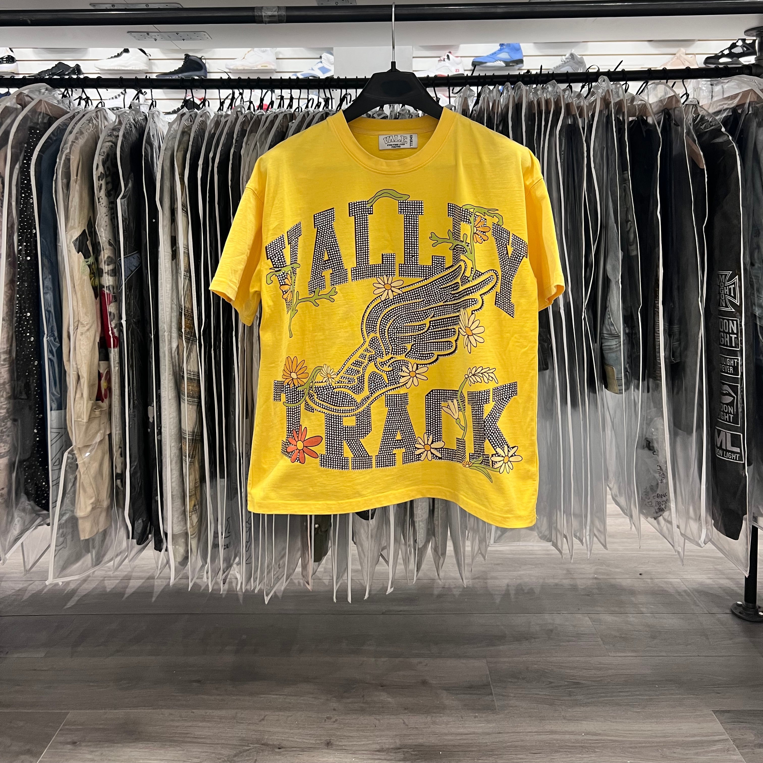 Vale Bling Tee Yellow (Lightly Worn)