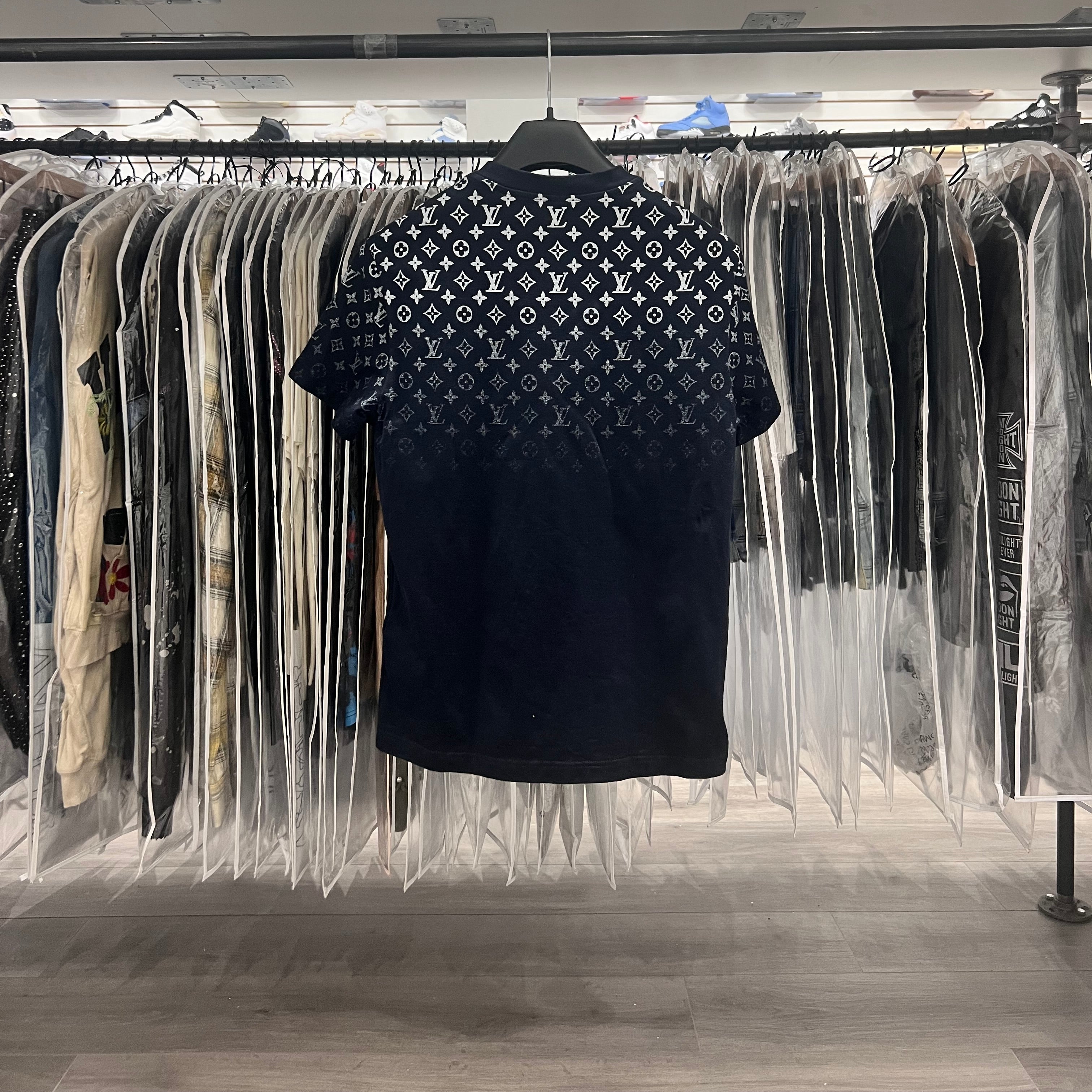 Louis Vuitton Gradient Tee Navy (Lightly Worn)