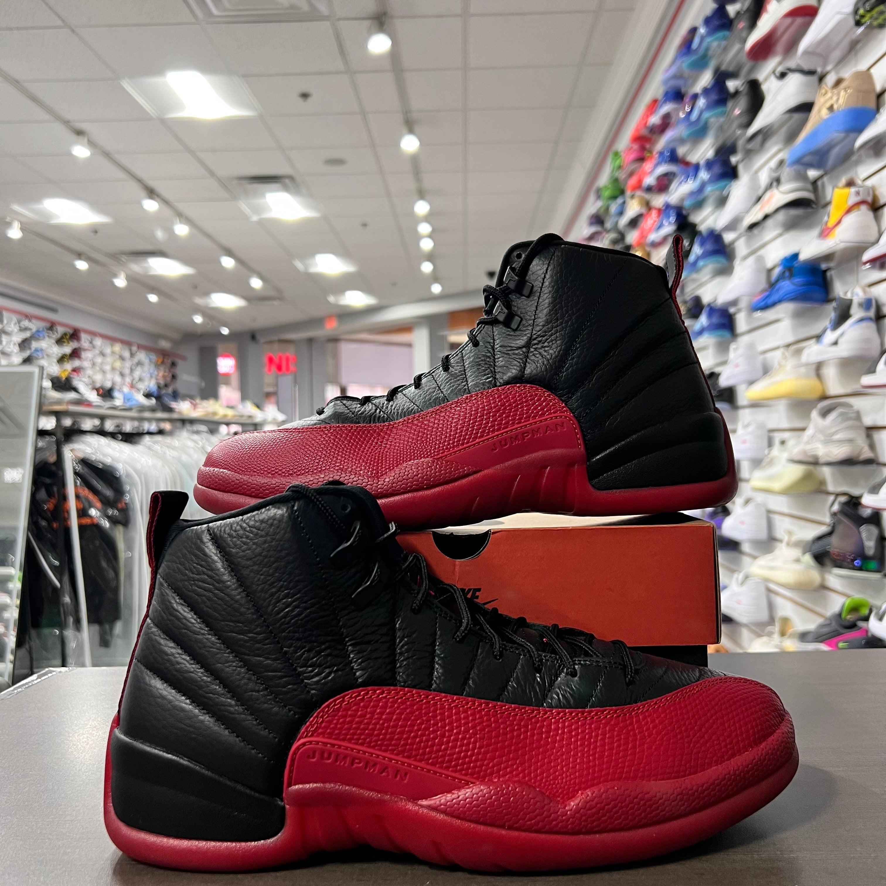 Jordan Retro 12 Mens Flu Game (2025)(Lightly Worn)