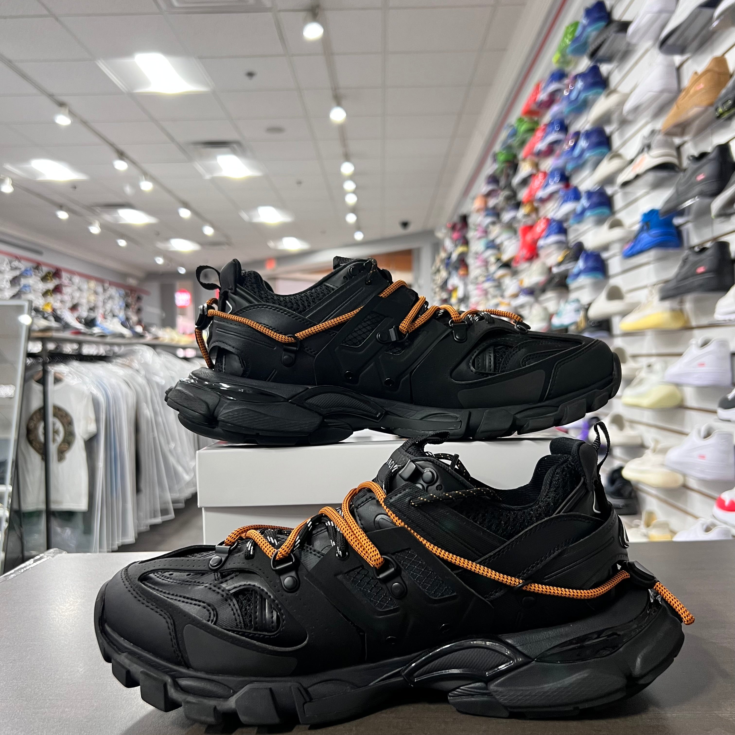 Balenciaga Trail Track Sneakers (Lightly Worn+Replacement Box)