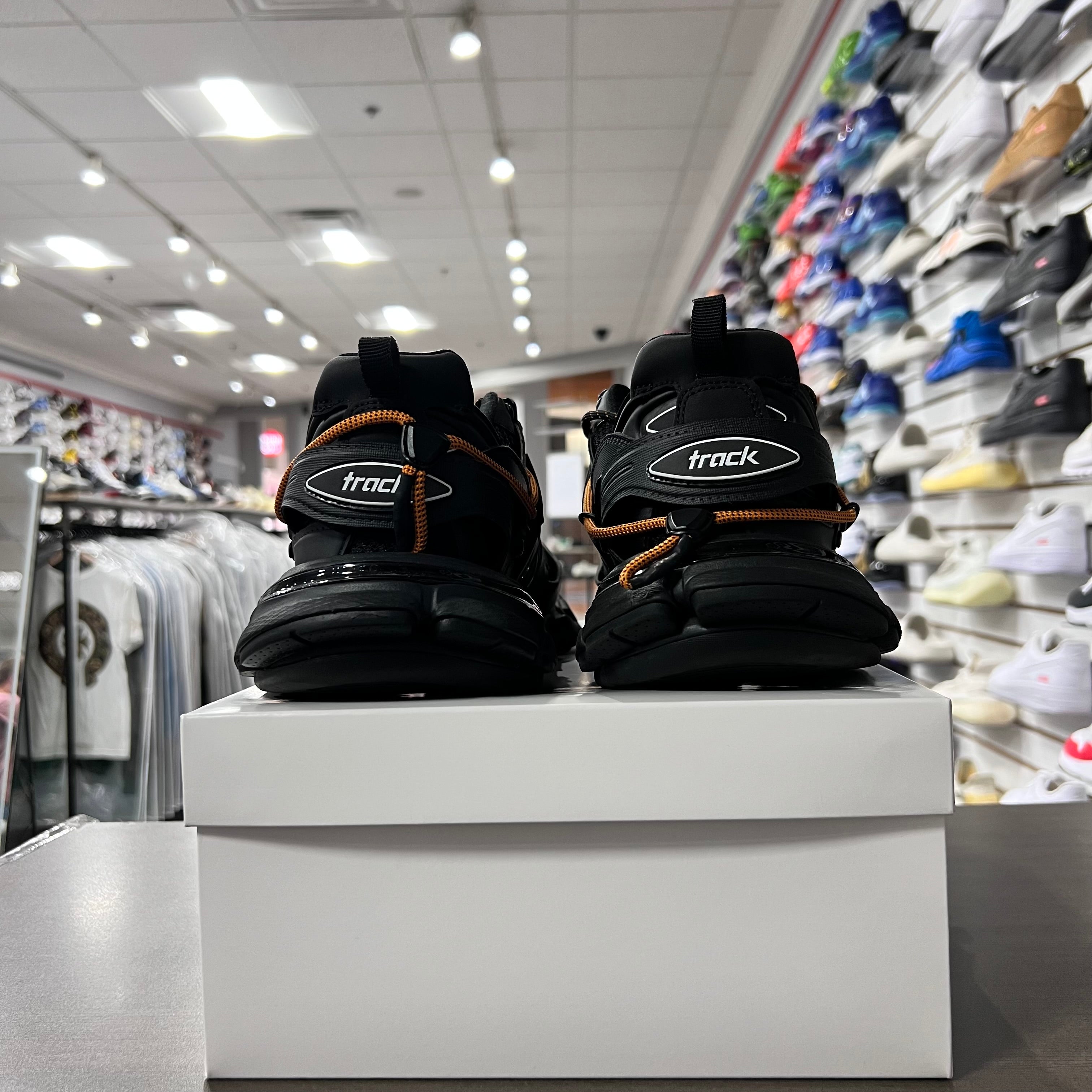 Balenciaga Trail Track Sneakers (Lightly Worn+Replacement Box)