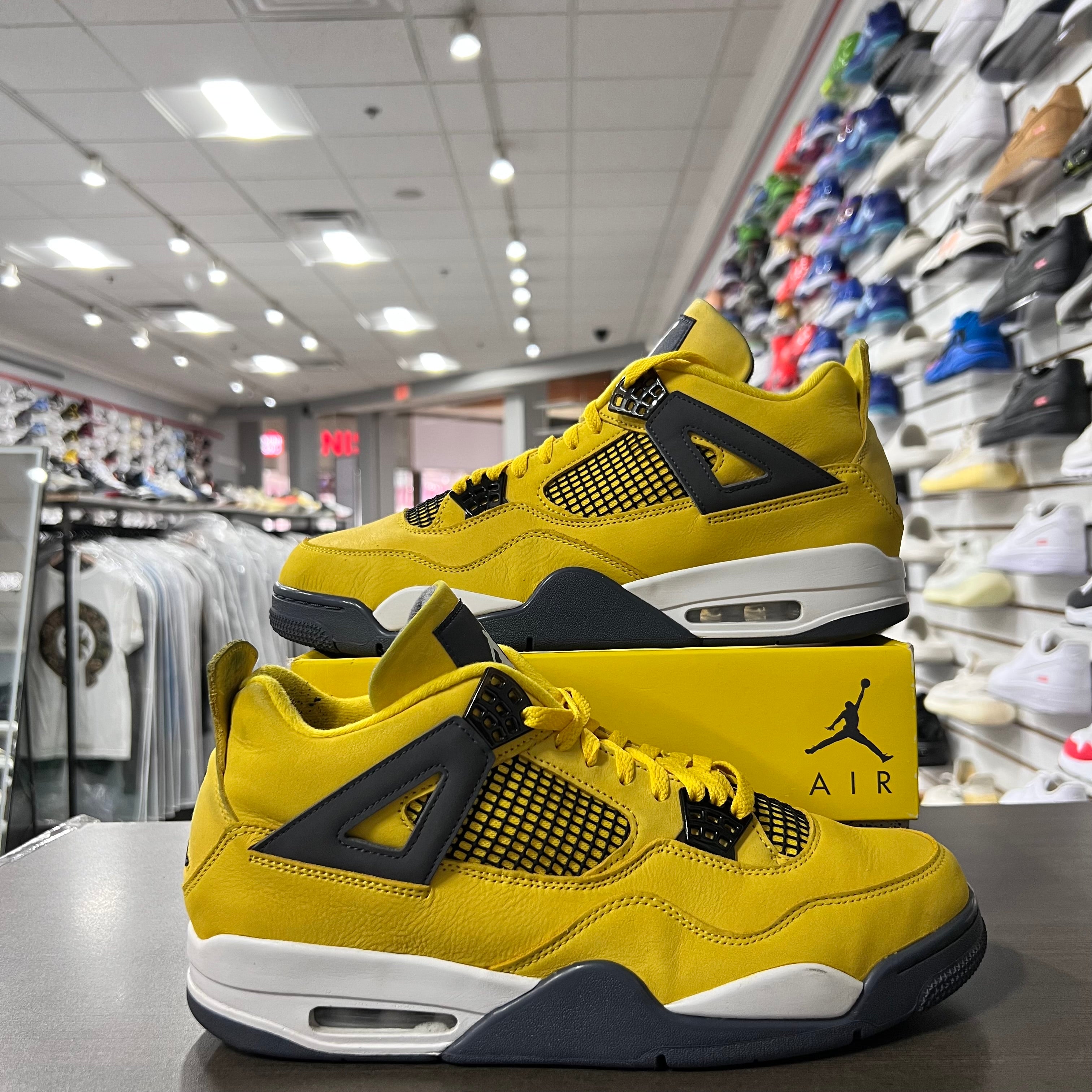 Jordan Retro 4 Mens Lightning (Lightly Worn)