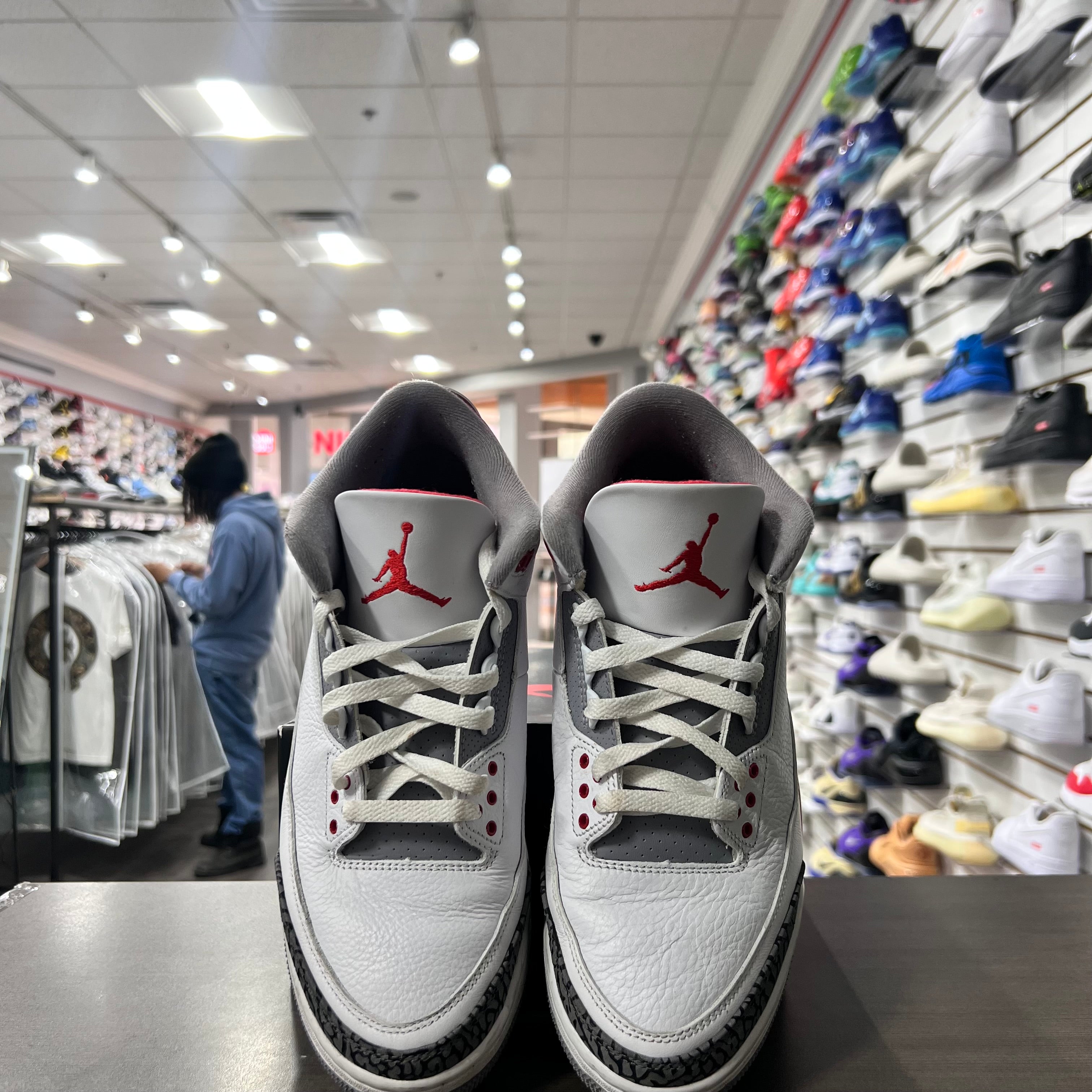 Jordan Retro 3 Mens Fire Red (Lightly Worn)