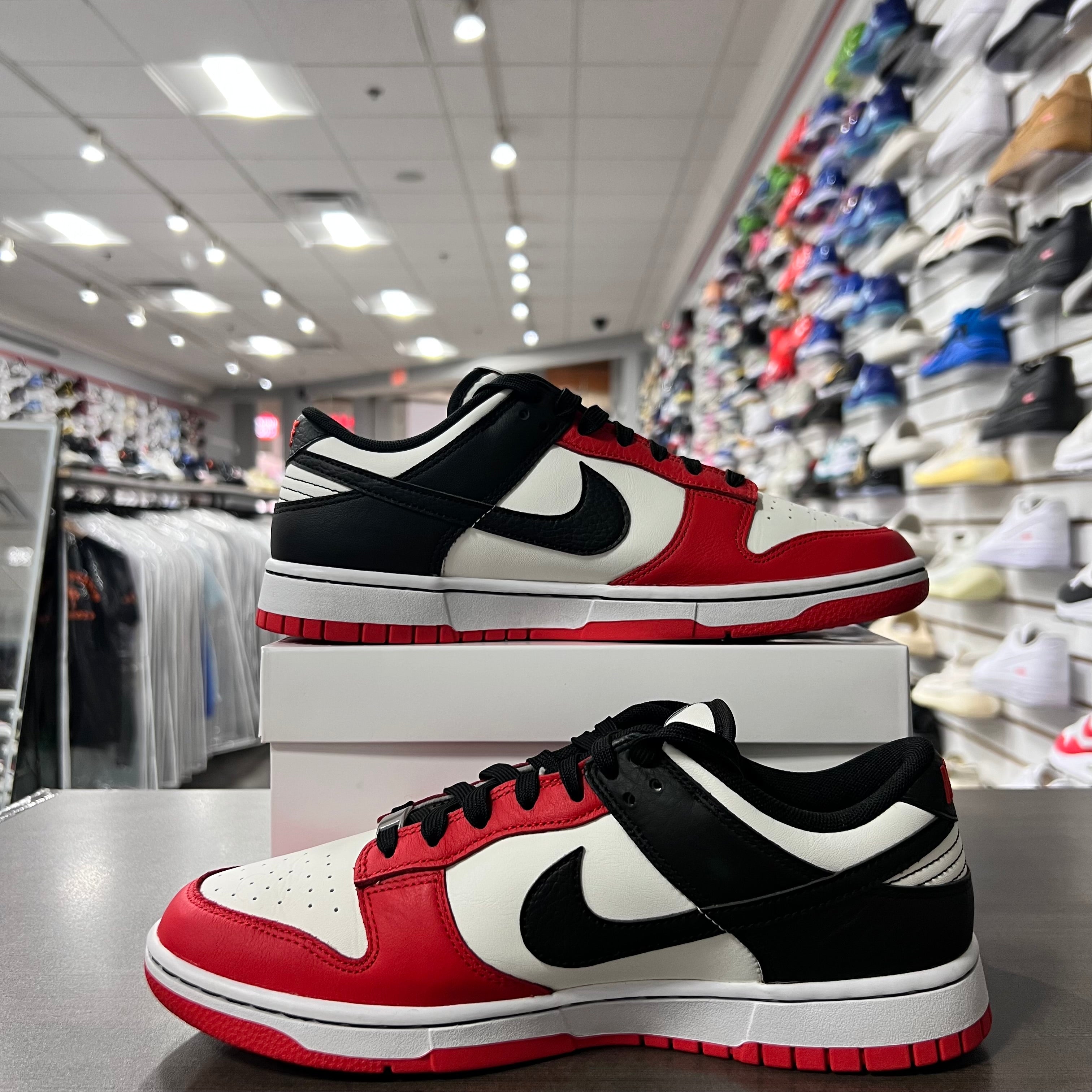 Nike Dunk Low Mens EMB NBA 75th Anniversary Chicago (Lightly Worn +Replacement Box)