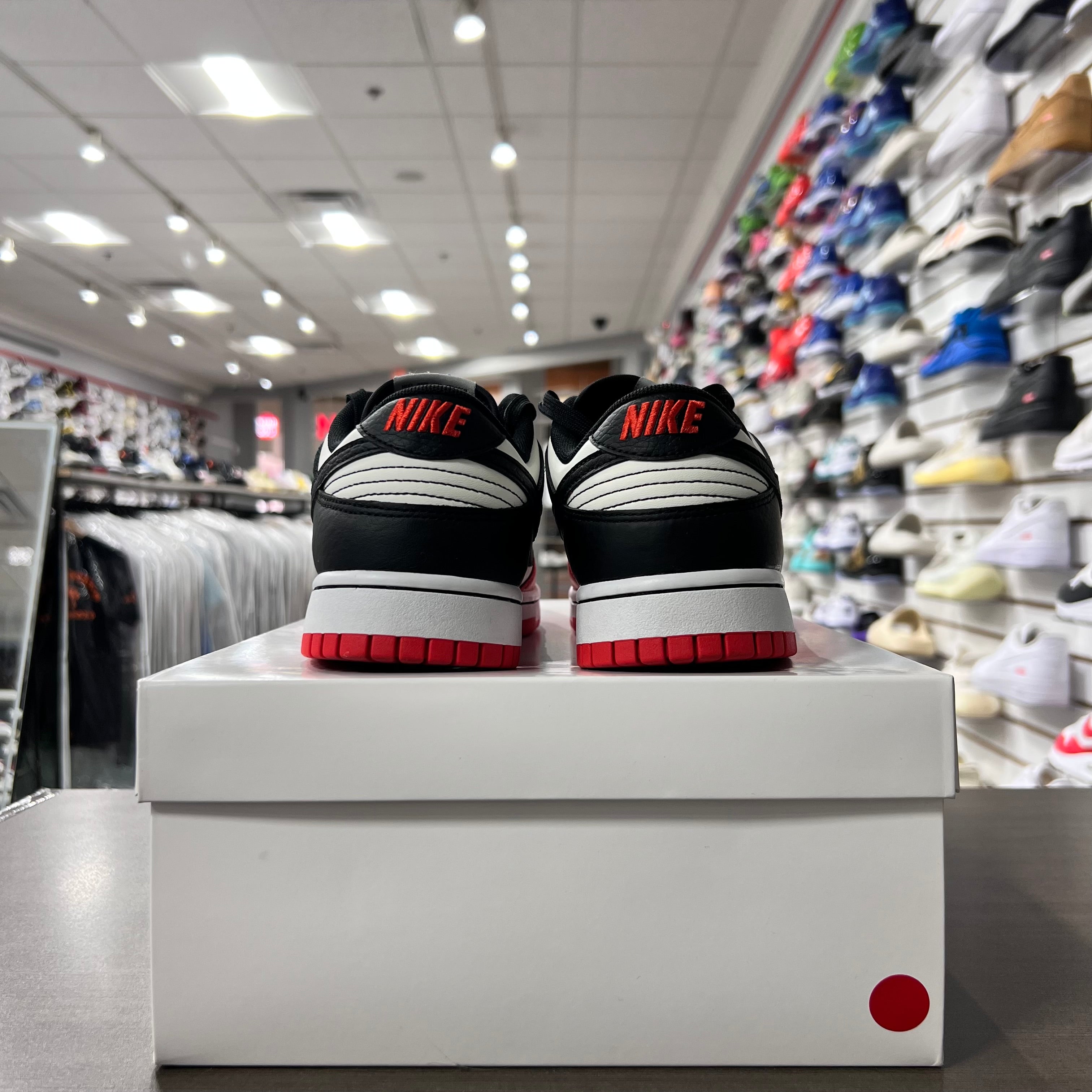 Nike Dunk Low Mens EMB NBA 75th Anniversary Chicago (Lightly Worn +Replacement Box)