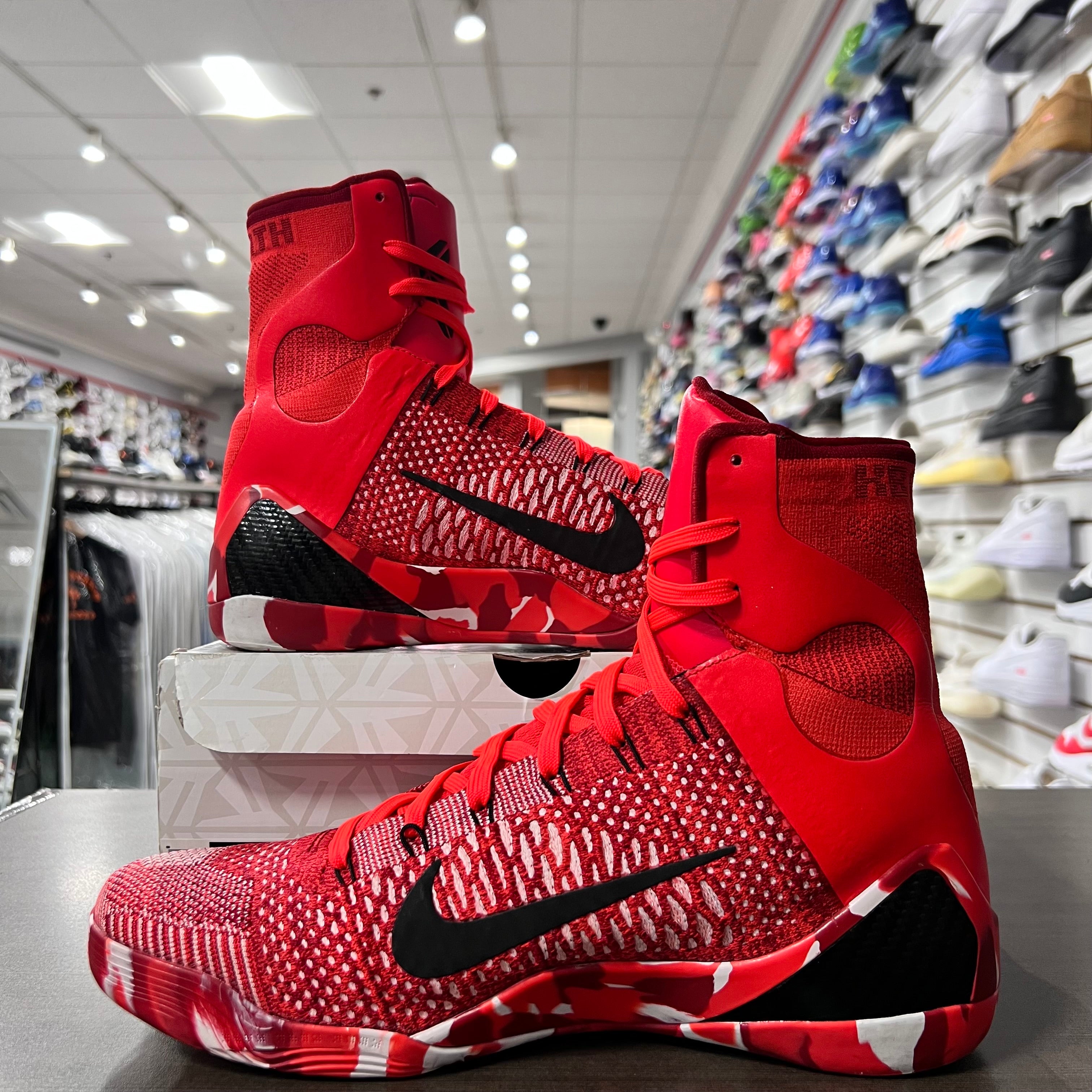 Nike Kobe 9 Elite Christmas (2014)(Lightly Worn)