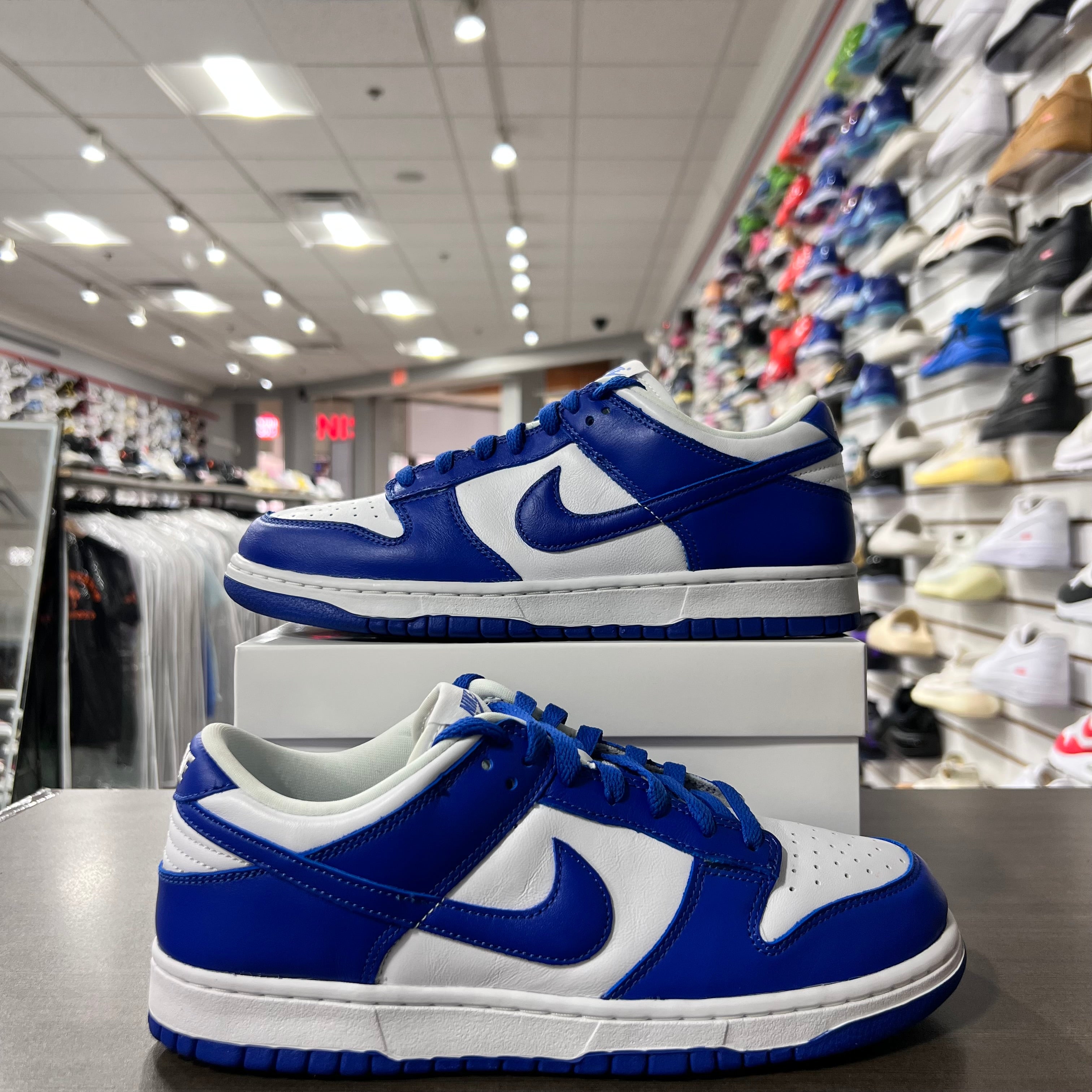 Nike Dunk Low Mens Kentucky (Lightly Worn+Replacement Box)