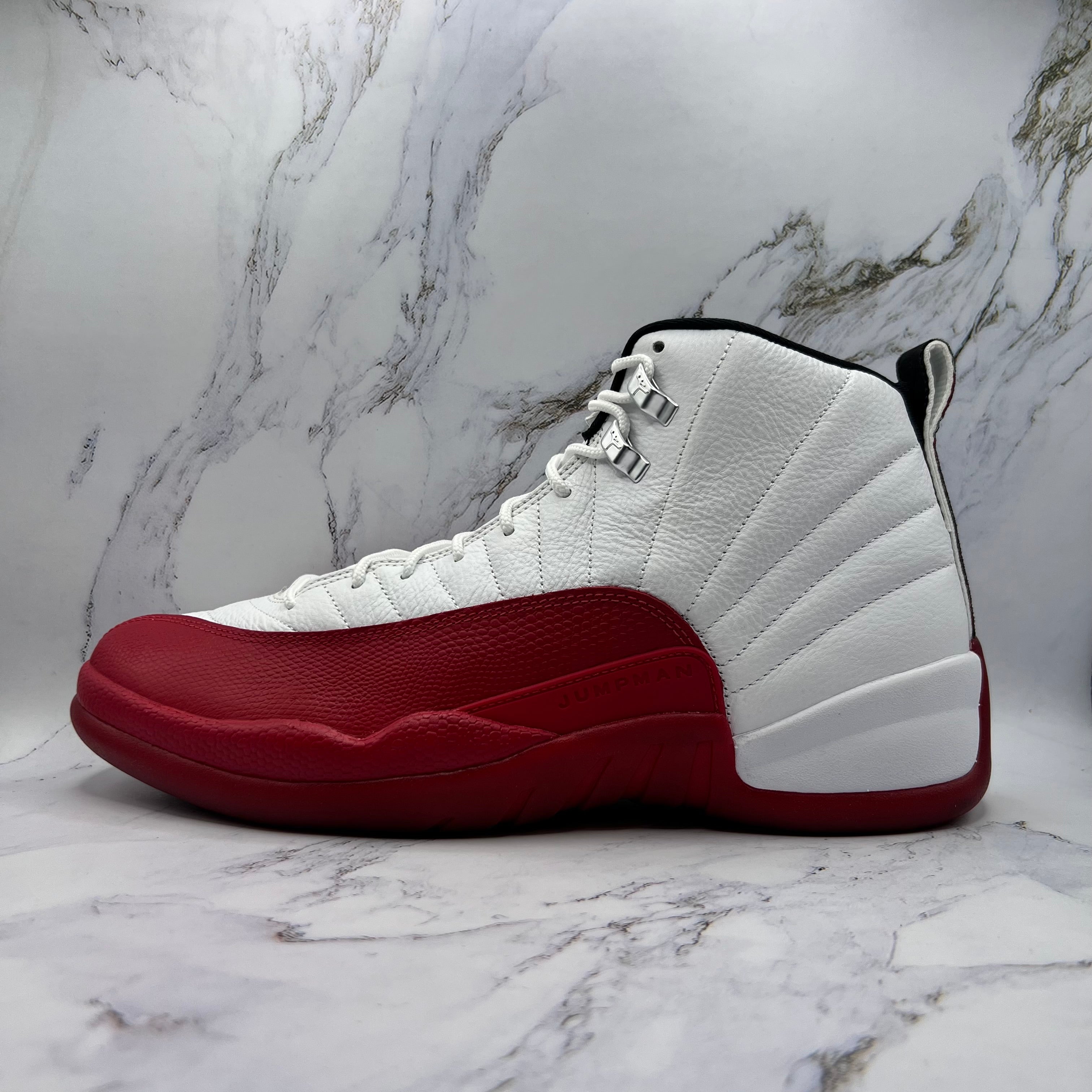 Jordan Retro 12 Mens Cherry (Replacement Box+Defect)