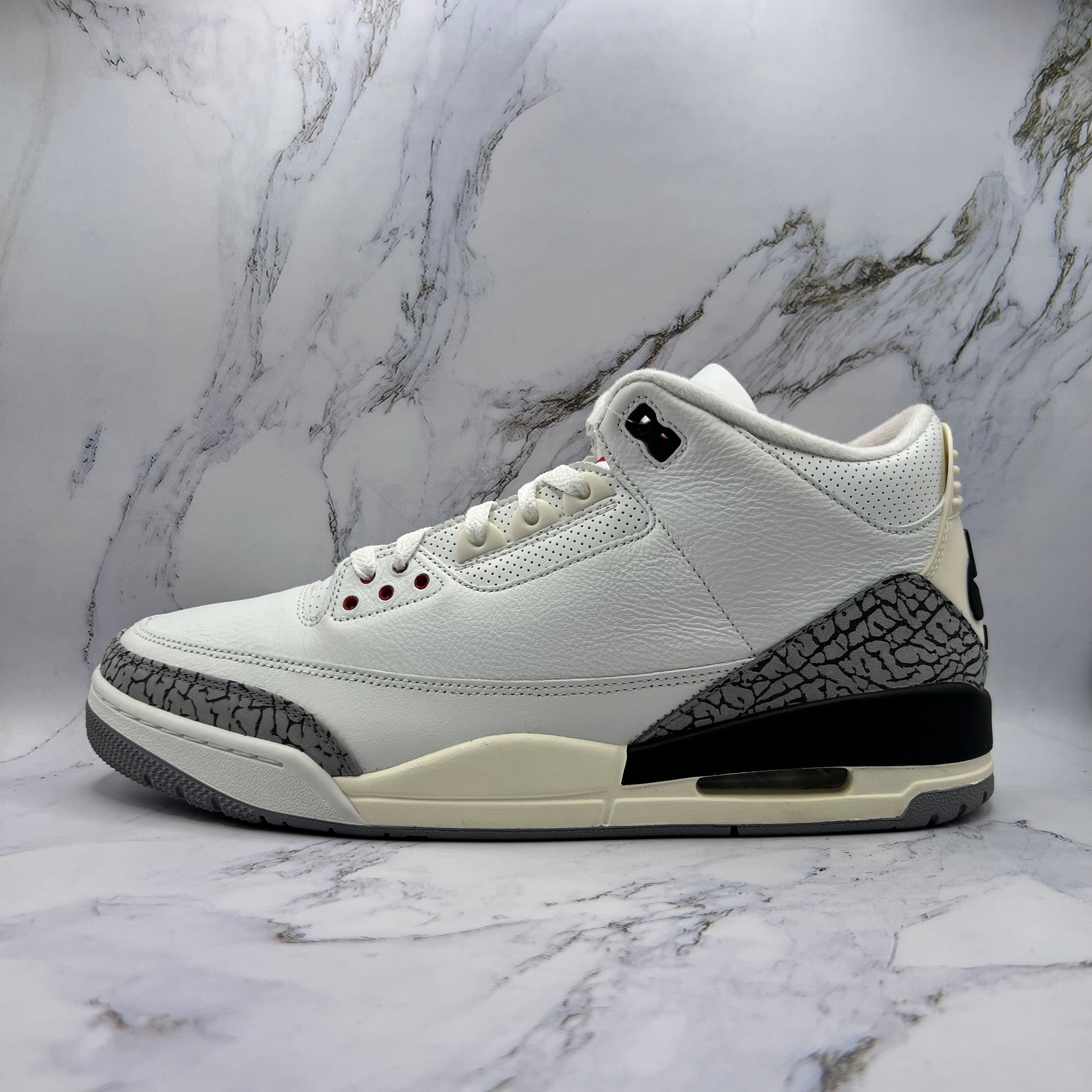 Jordan Retro 3 Mens Reimagined White Cement (Replacement Box+Defect)
