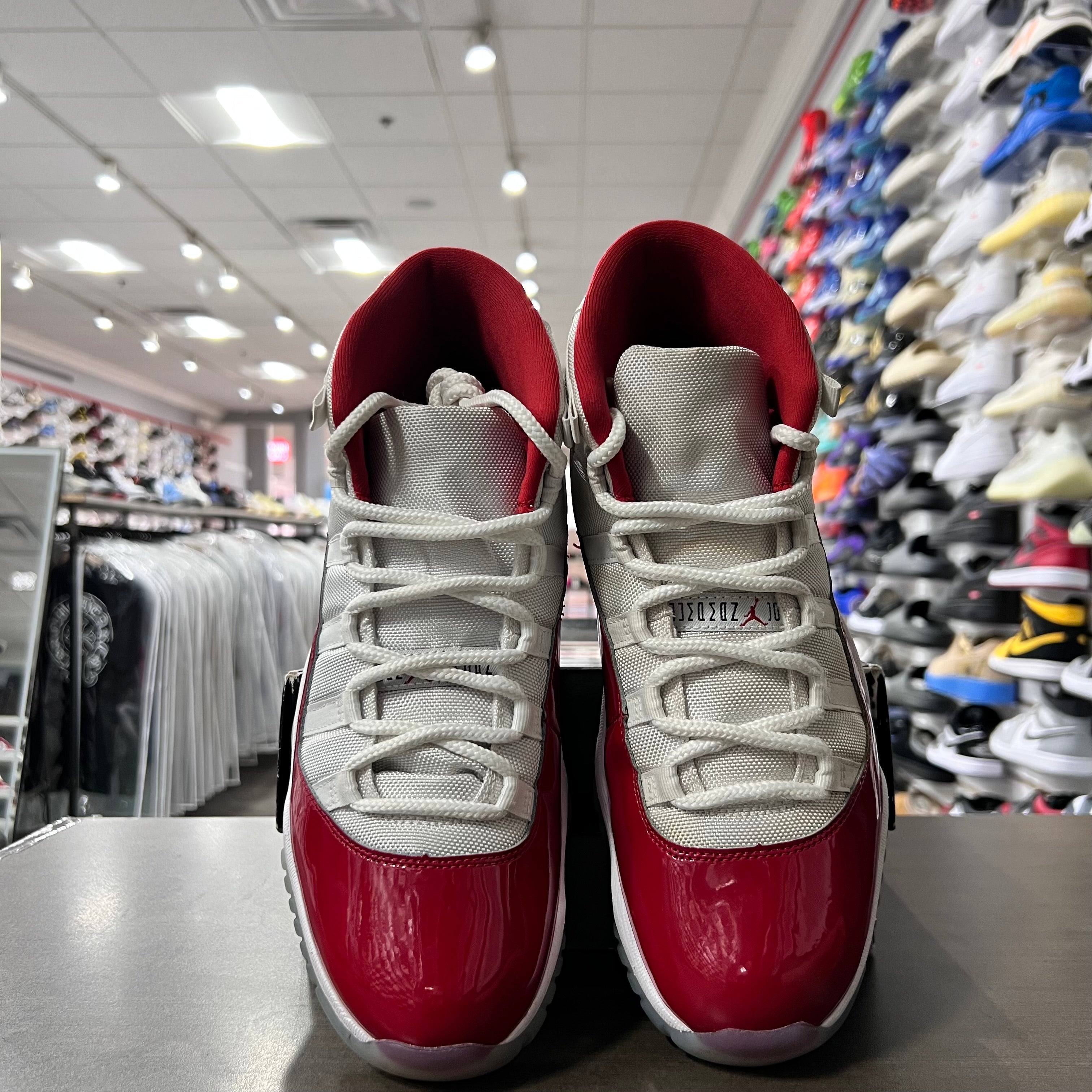 Jordan Retro 11 Mens Cherry (Lightly Worn)