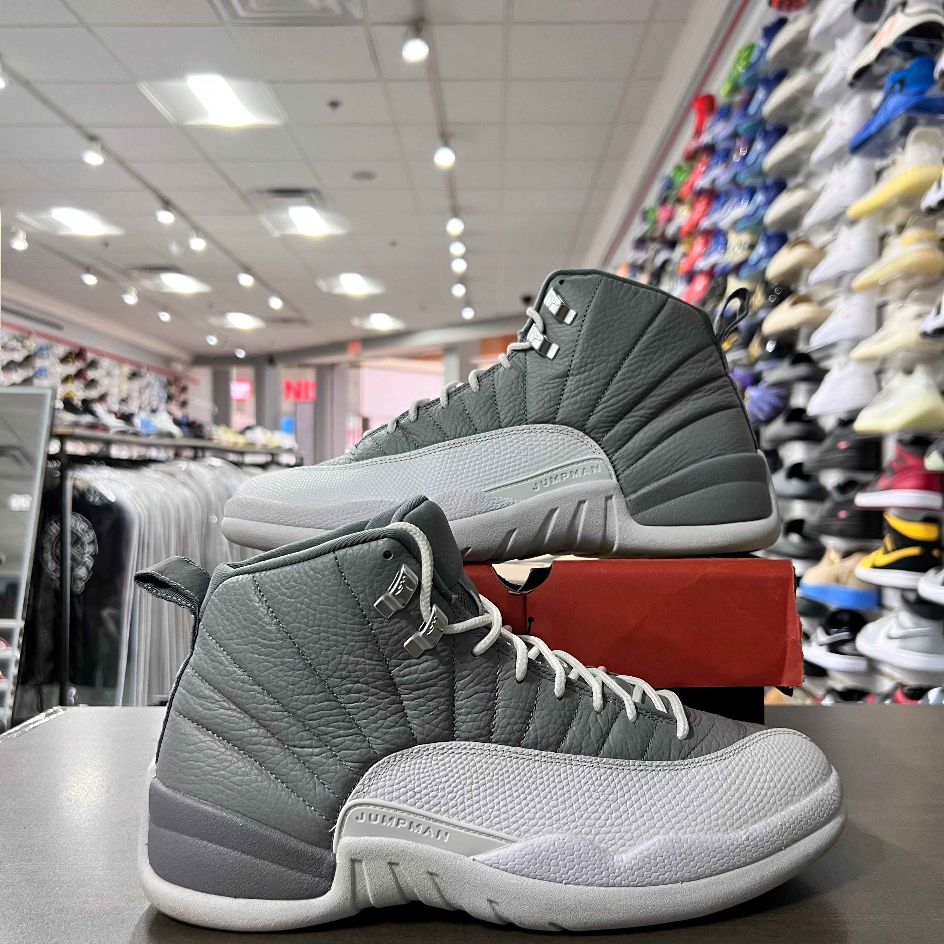 Jordan Retro 12 Mens Stealth (Lightly Worn)