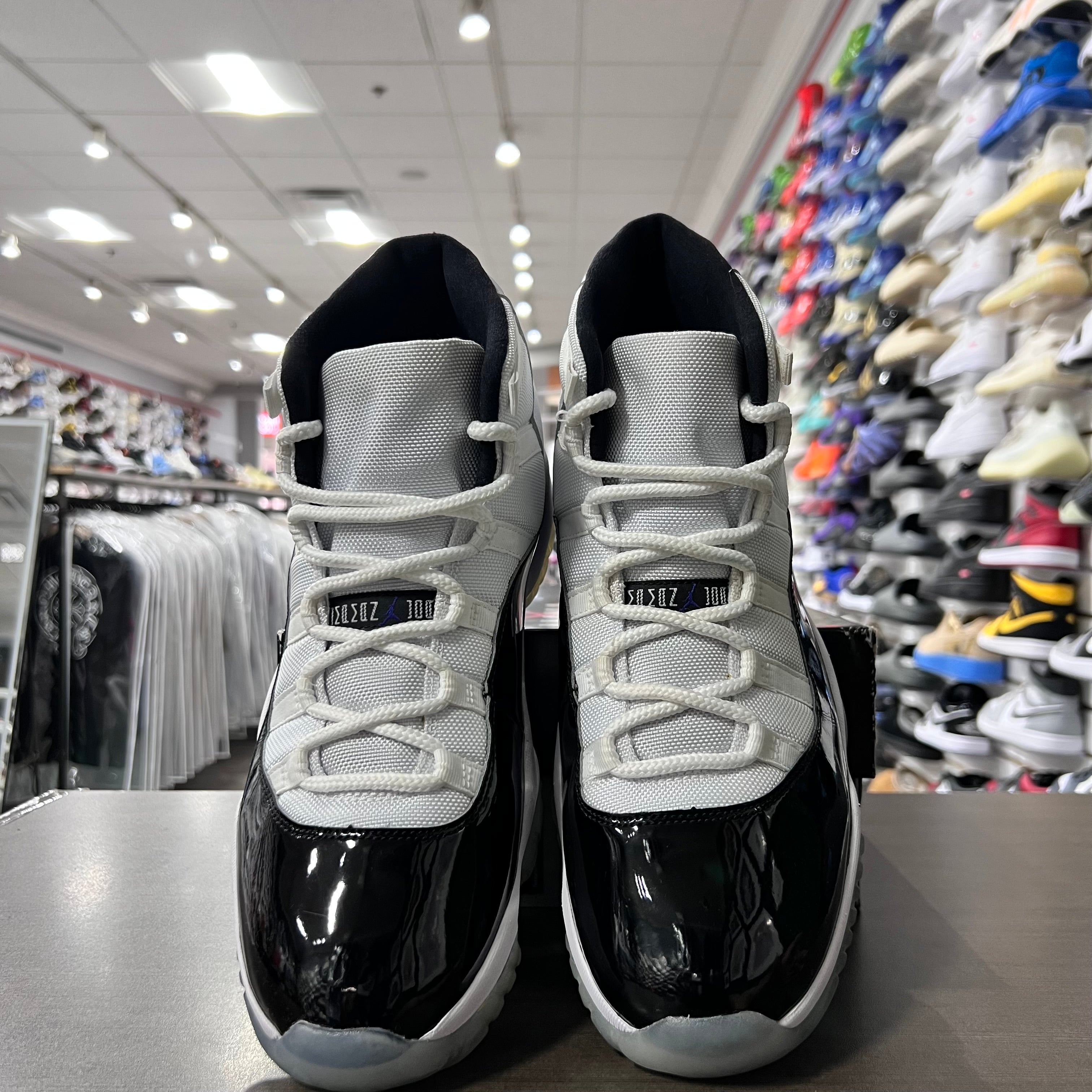 Jordan Retro 11 Mens Concord (2018)(Lightly Worn)