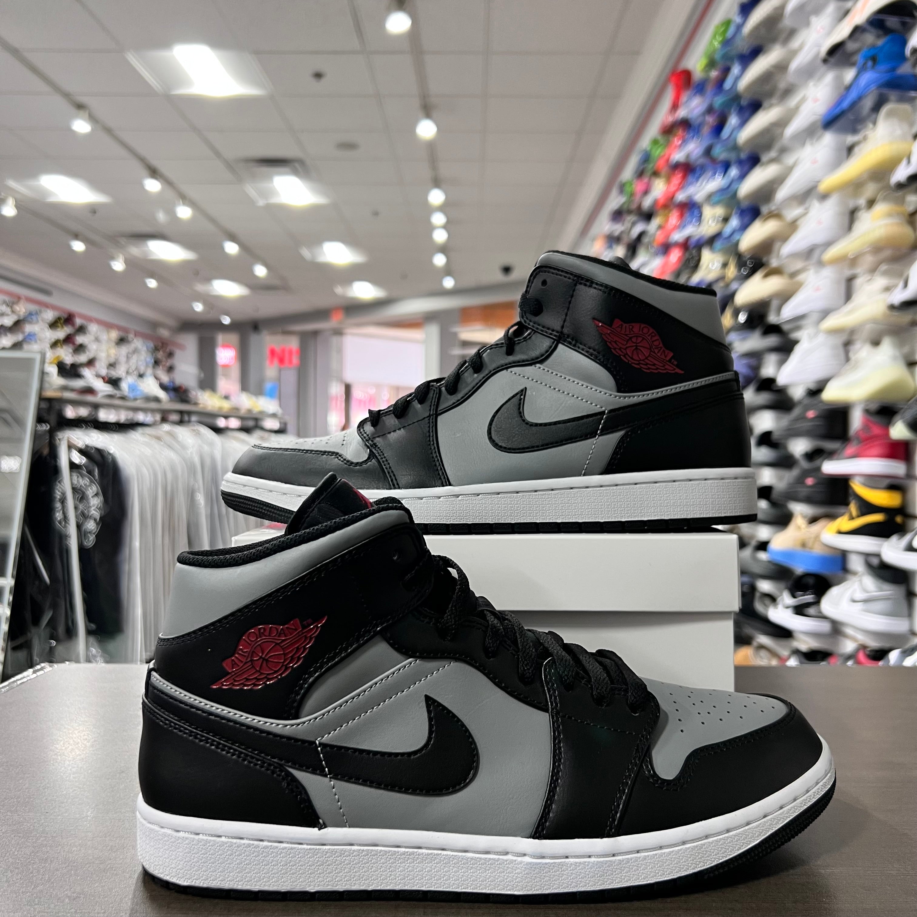 Jordan 1 Mid Mens Shadow Red (Lightly Worn+Replacement Box)