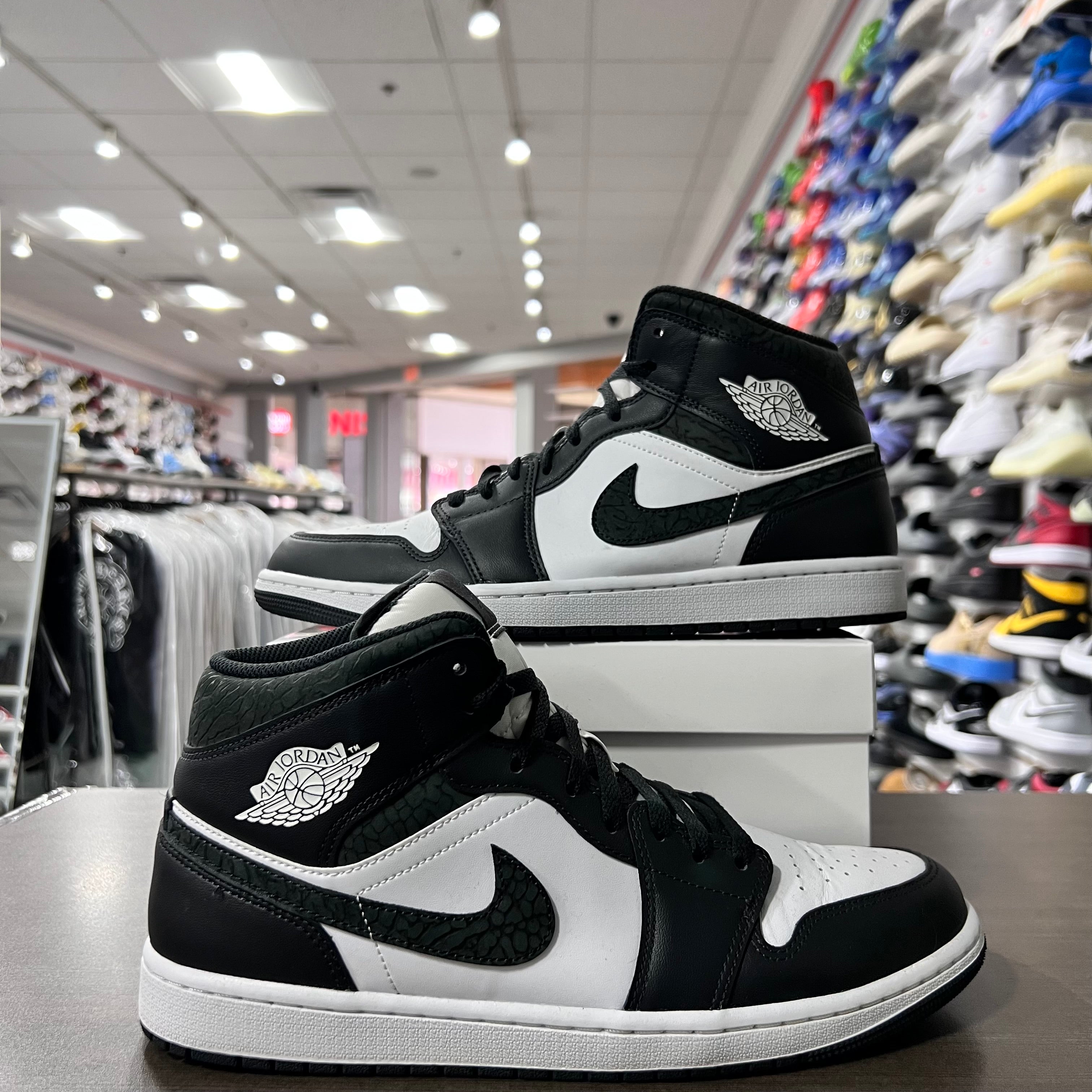 Jordan Retro 1 Mid Mens Panda Elephant (Lightly Worn+Replacement Box)