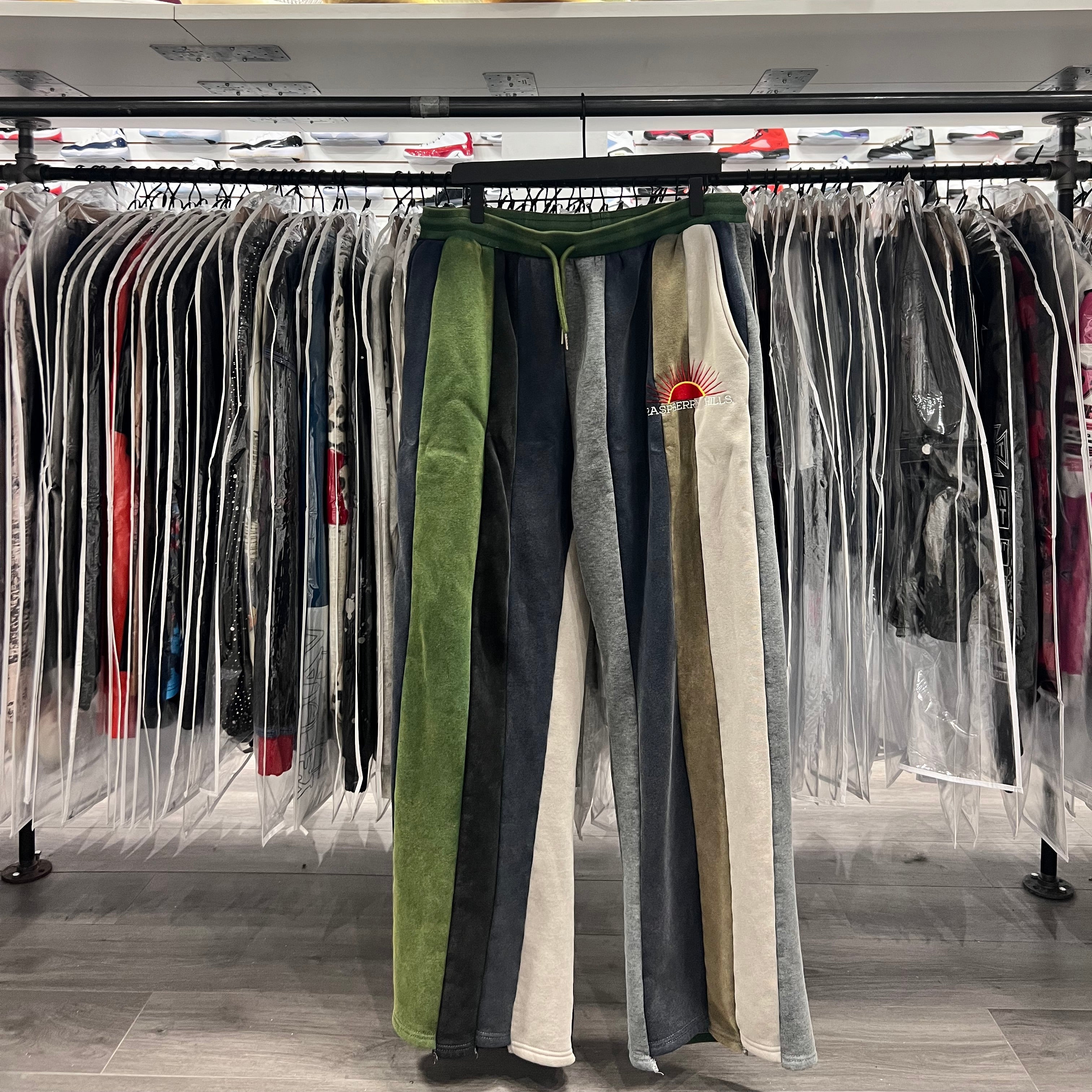 Gallery Raspberry Hills Bonsai Sweatpants (Lightly Worn)