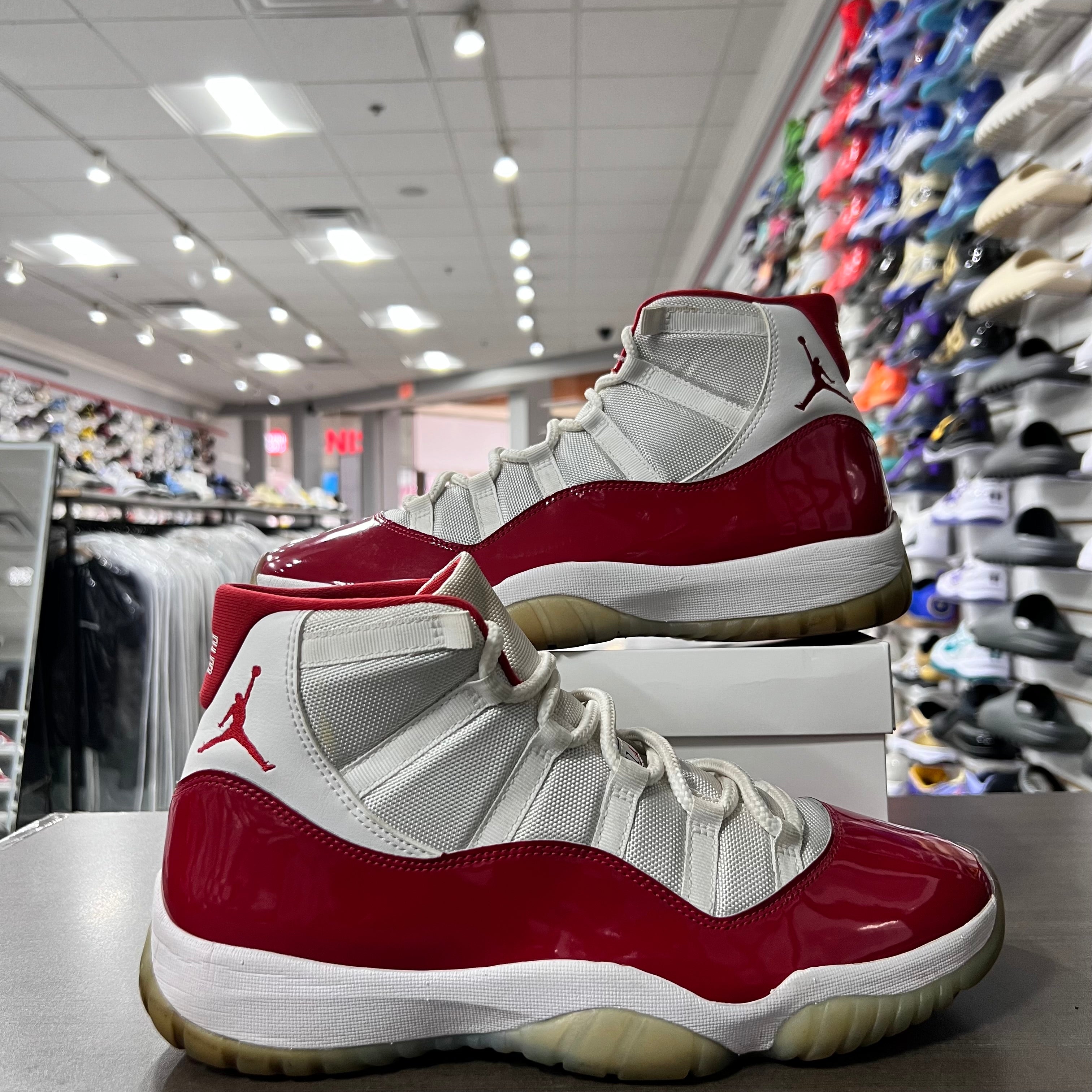 Jordan Retro 11 Mens Cherry (Lightly Worn+Replacement Box)
