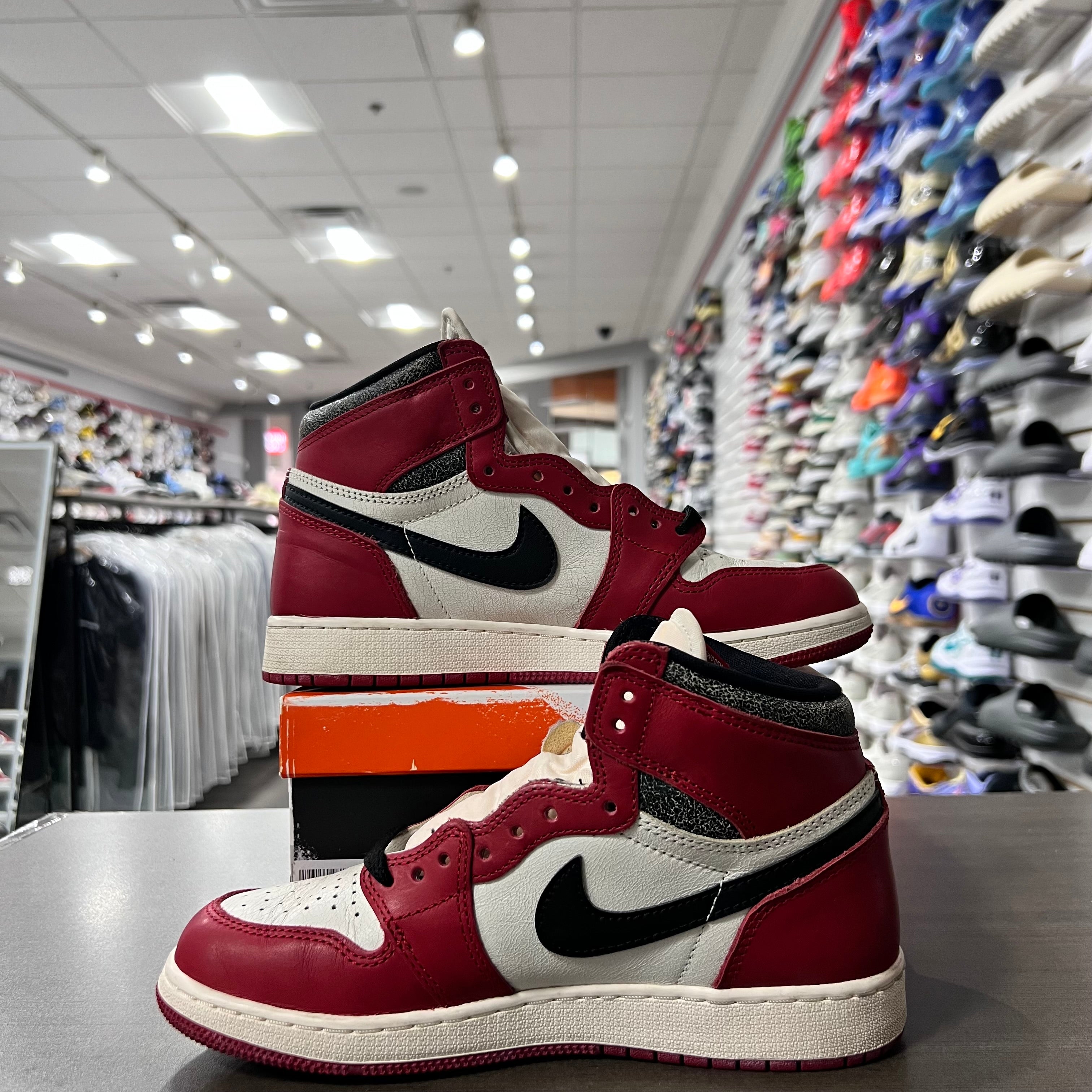 Jordan 1 Retro High Og Gs Lost and Found (Lightly Worn)