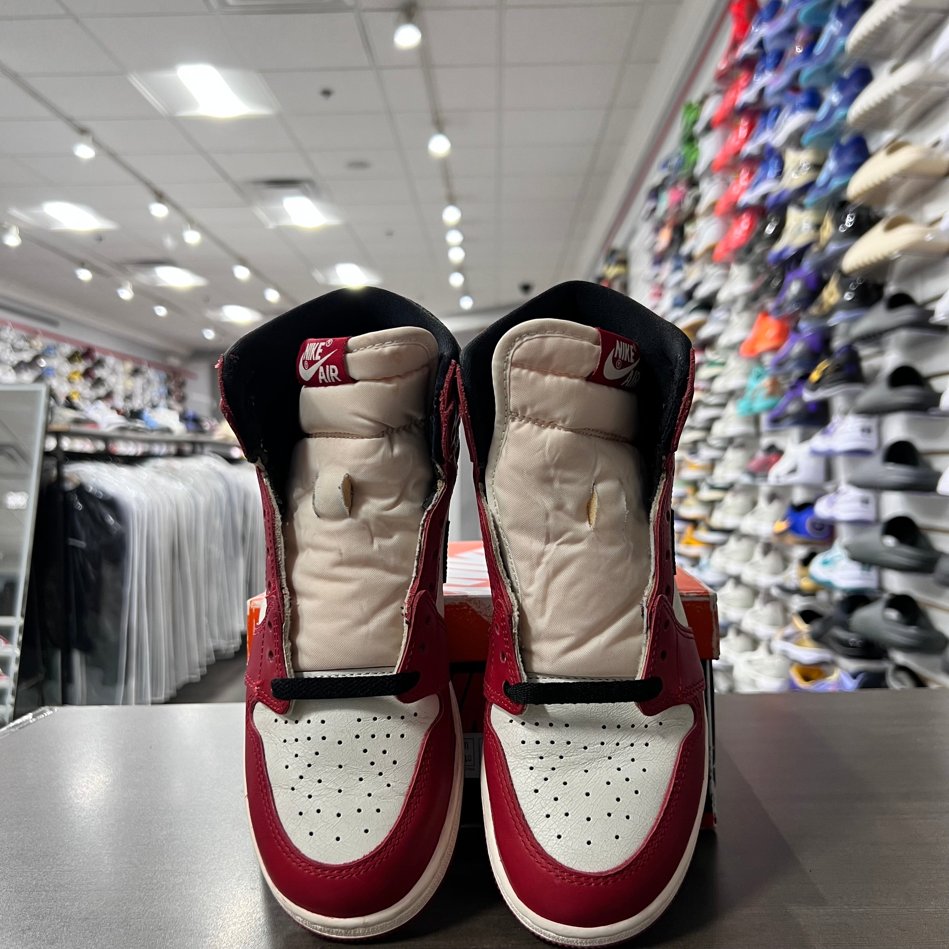 Jordan 1 Retro High Og Gs Lost and Found (Lightly Worn)