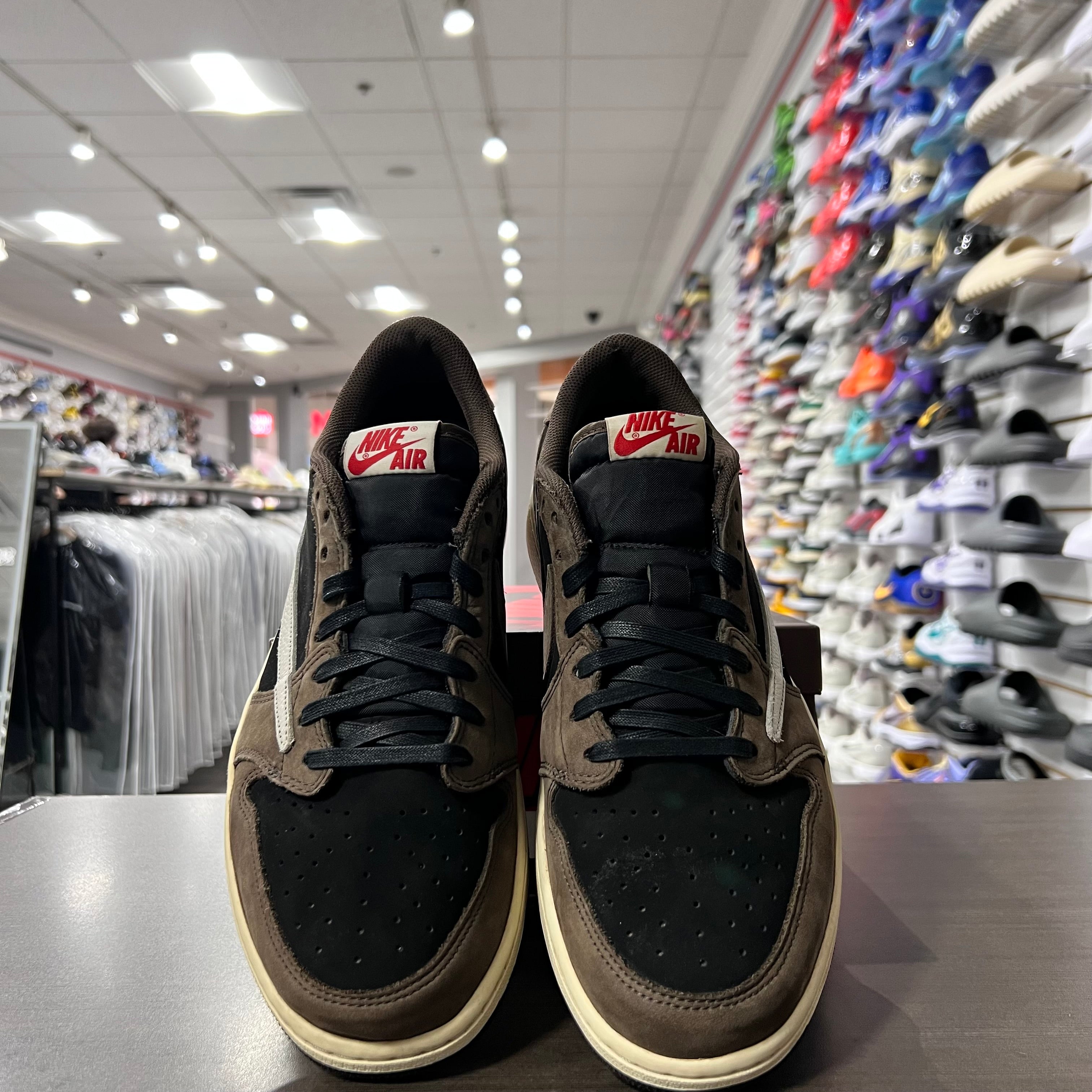 Jordan 1 Retro Low OG SP Travis Scott Mocha (Lightly Worn)