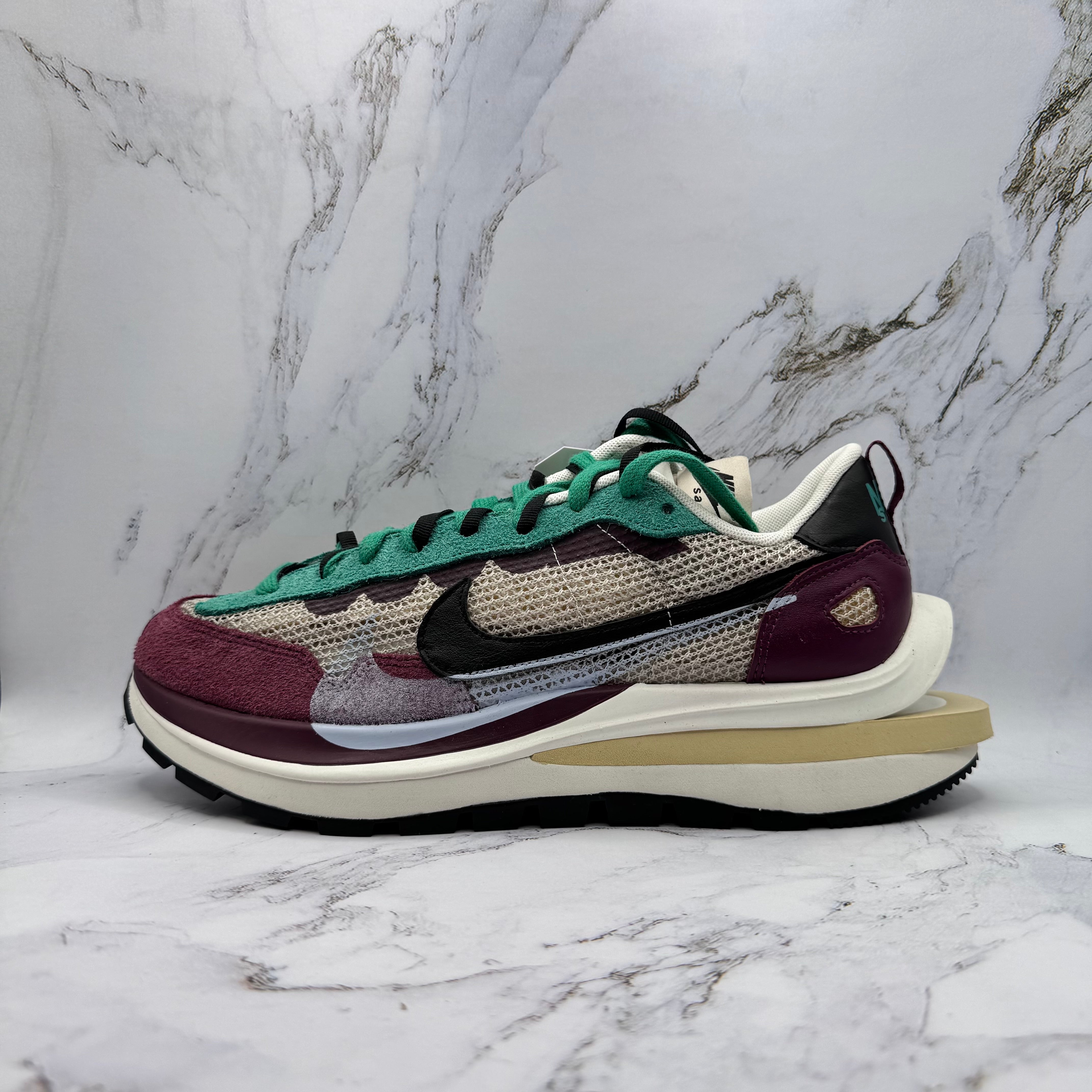 Nike Sacai Mens Vapor Waffle Maroon