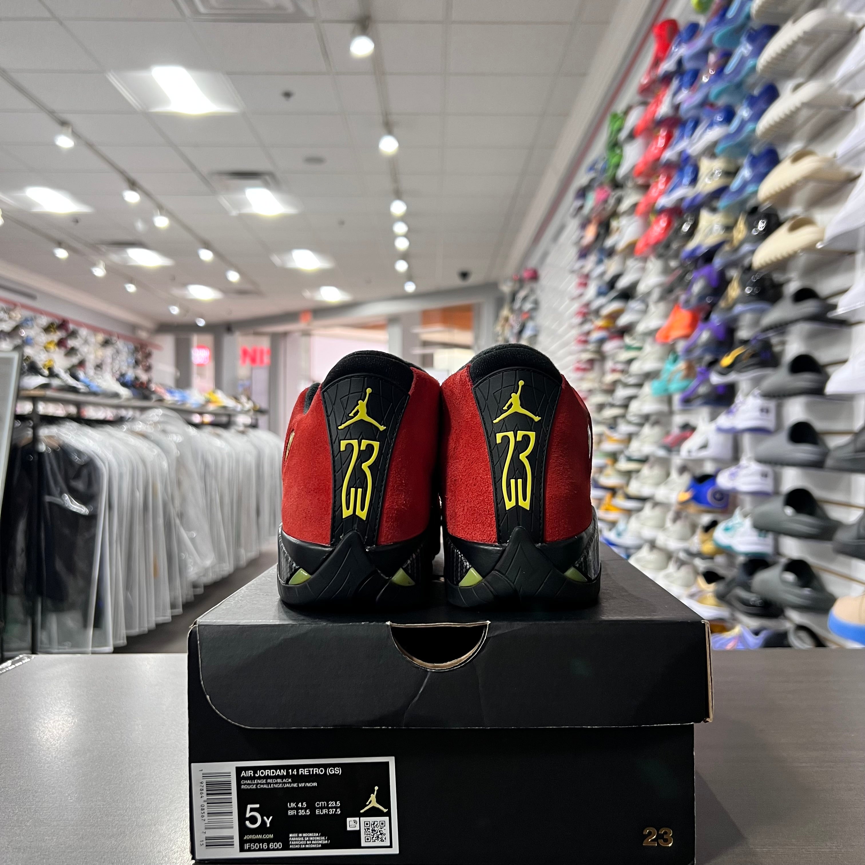 Jordan Retro 14 Gs Ferrari (2025)(Lightly Worn)
