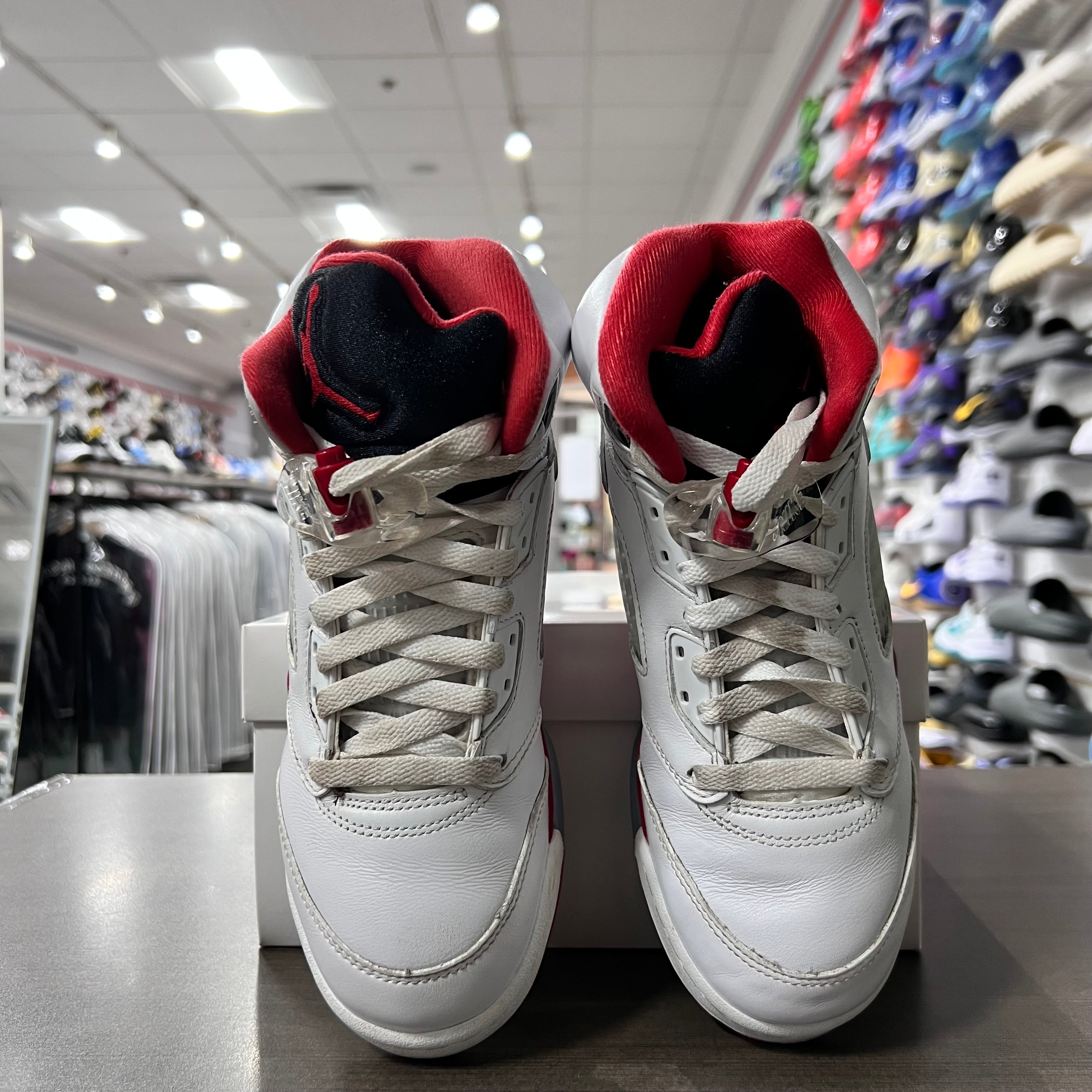 Jordan Retro 5 Gs Fire Red (Lightly Worn+Replacement Box)