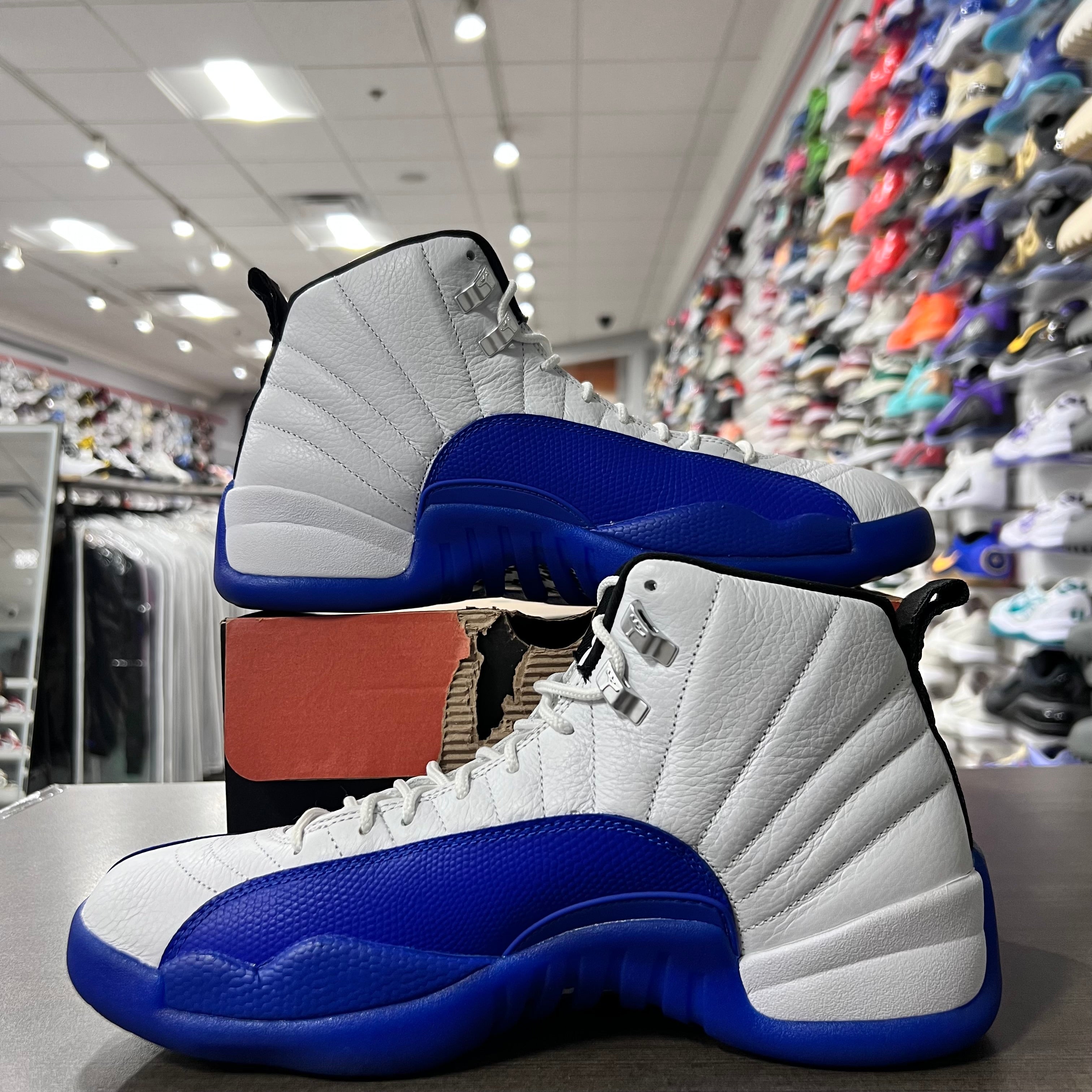 Jordan Retro 12 Mens Blueberry (Lightly Worn)
