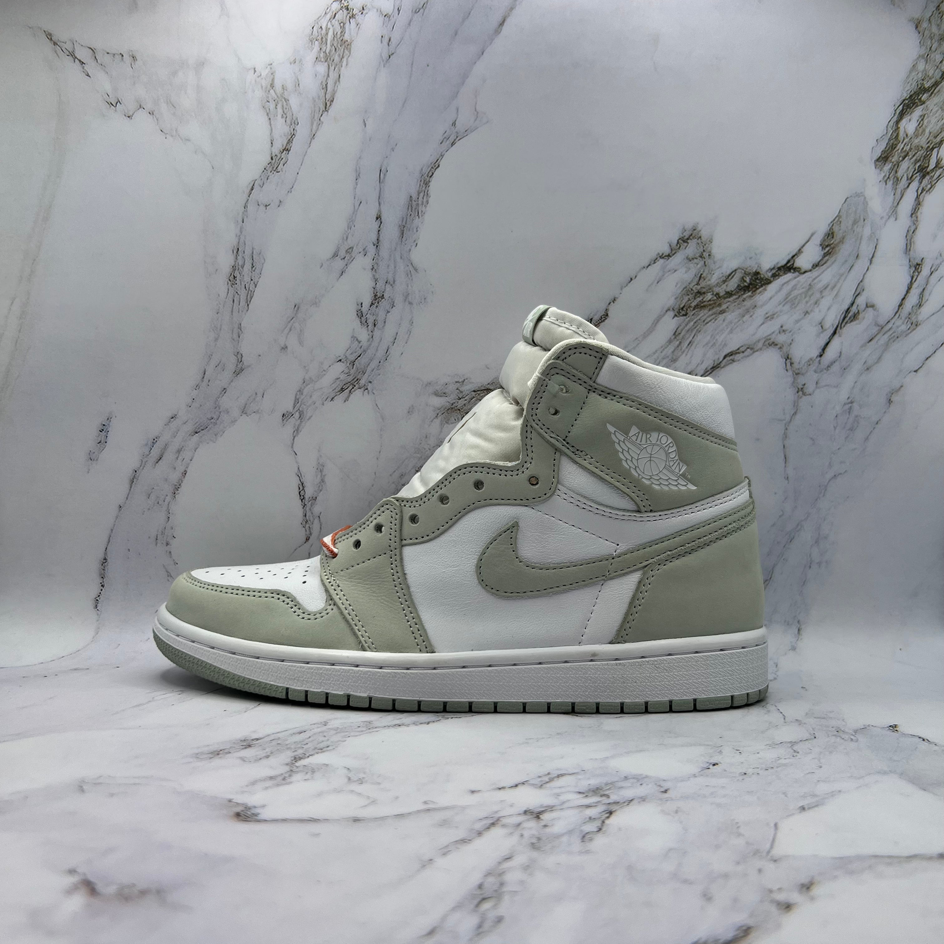 Jordan Retro 1 High Og Womens Seafoam