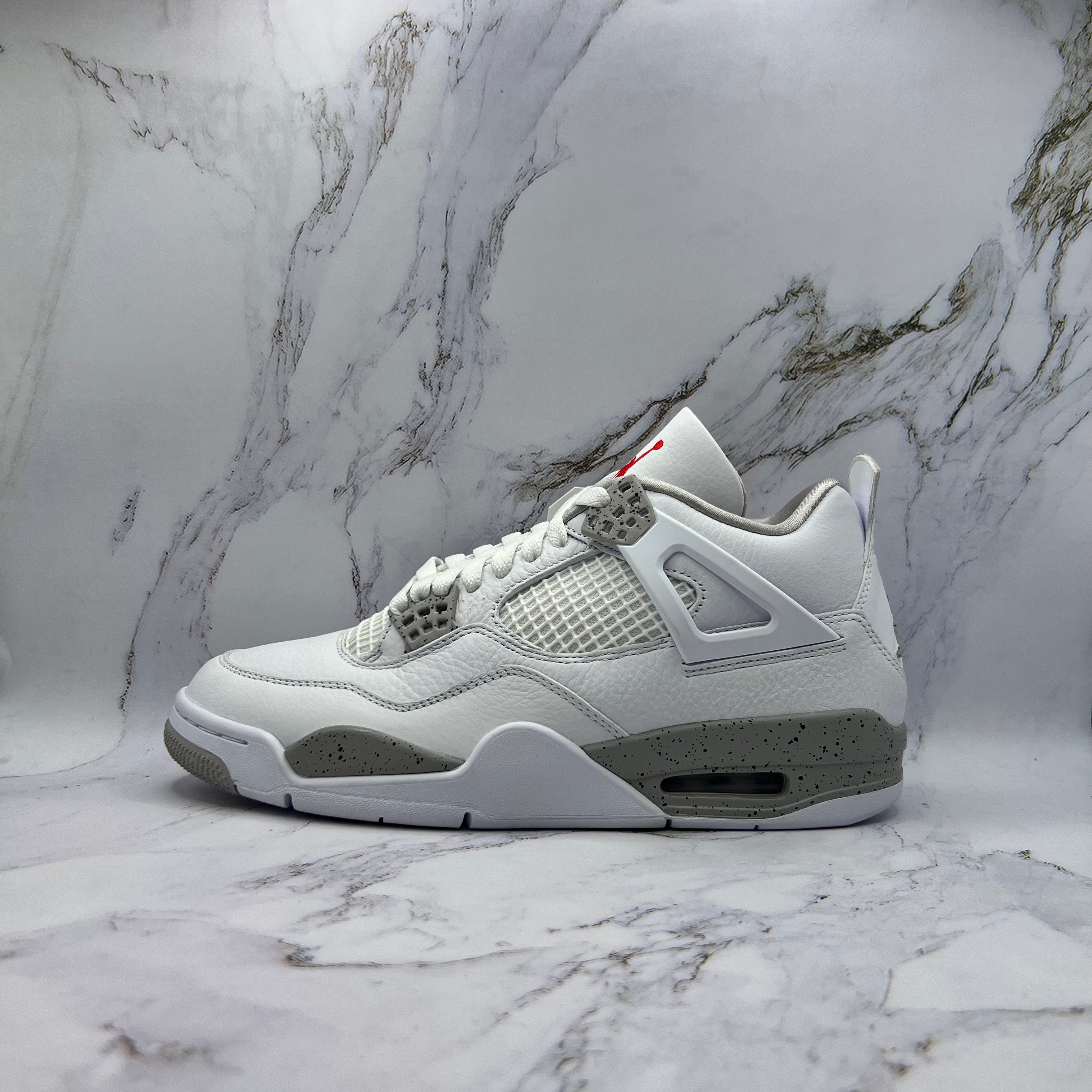 Jordan Retro 4 Mens White Oreo