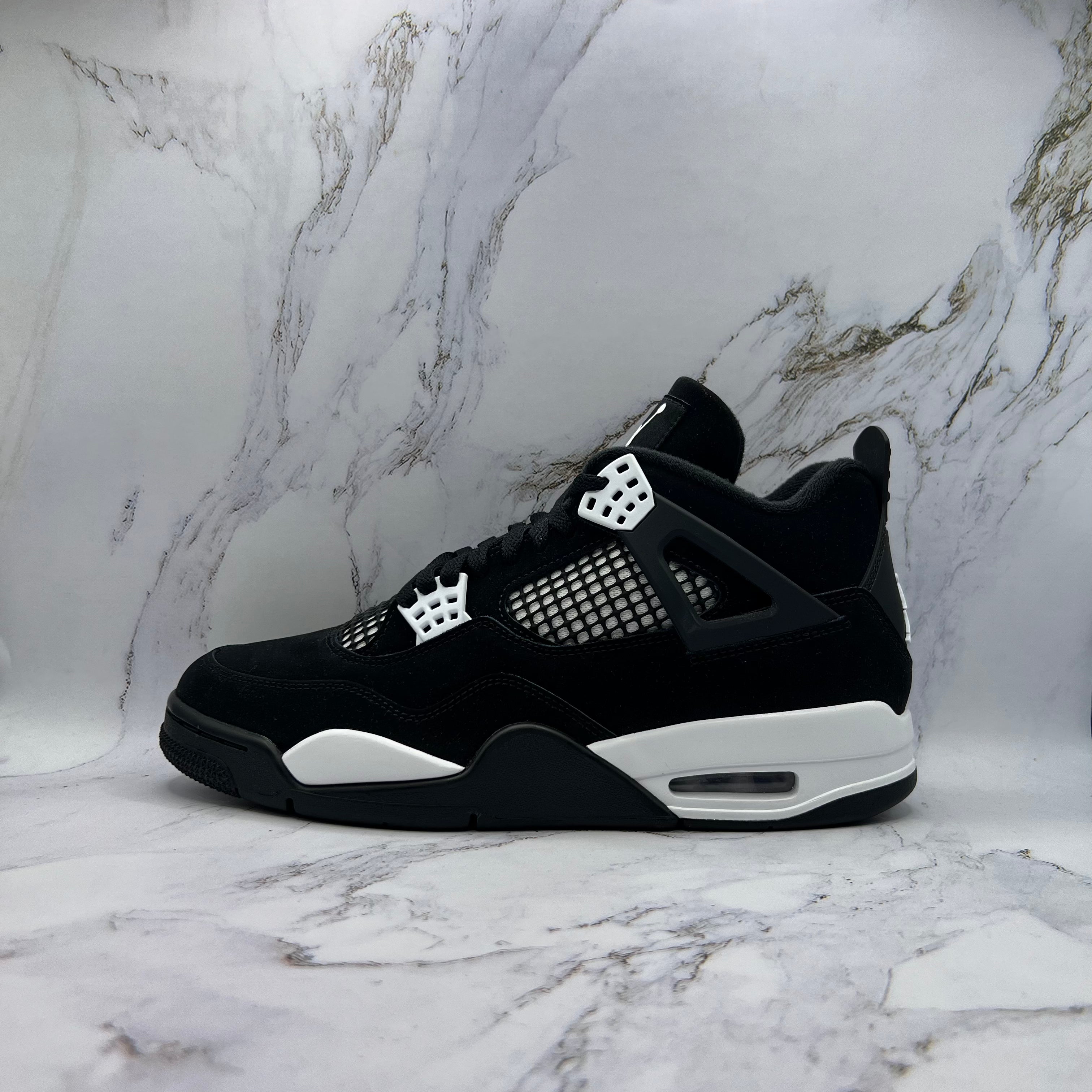 Jordan Retro 4 Mens White Thunder