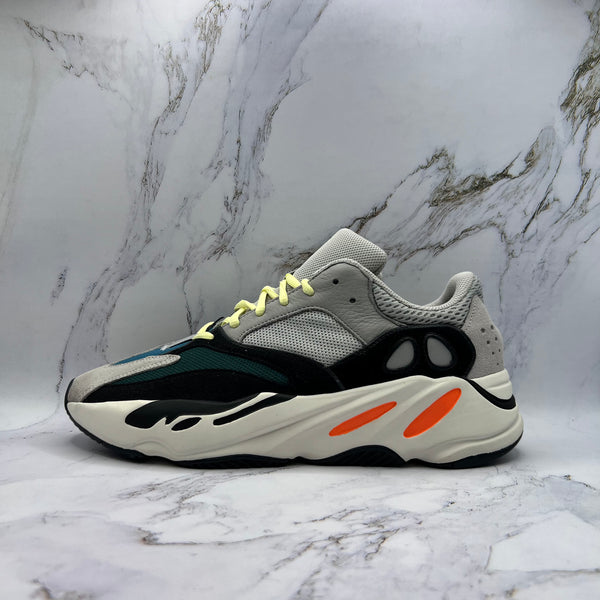 Yeezy 700 Wave Runner