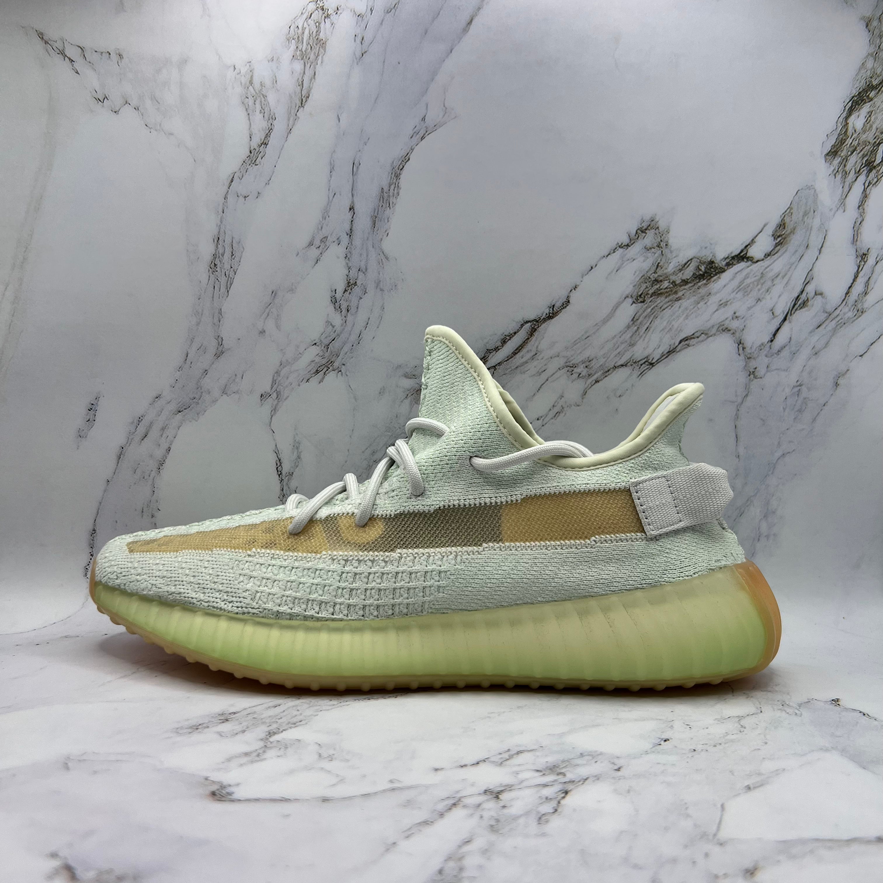 Yeezy 350 V2 Hyper Space